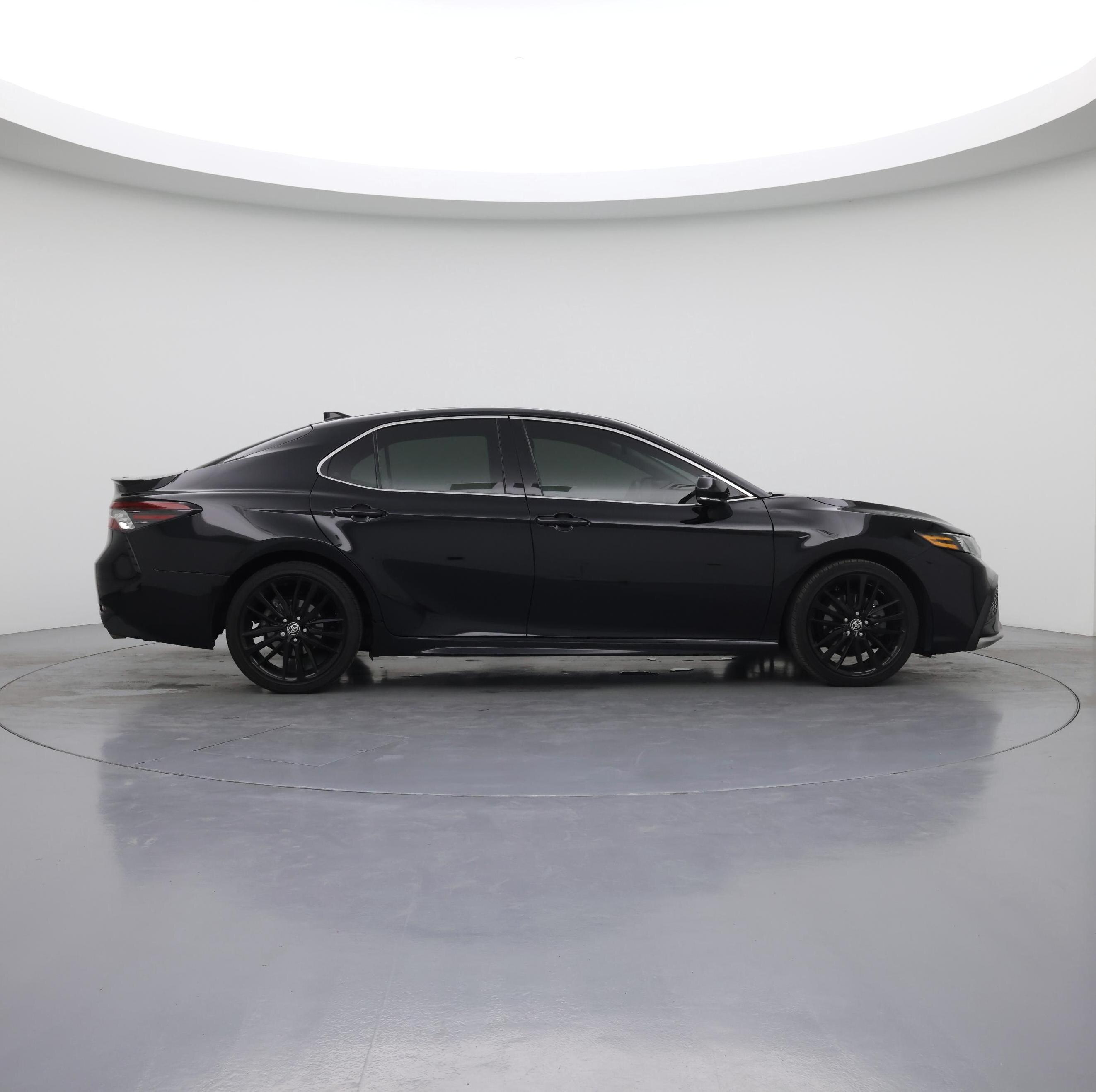 Thumbnail: 2023 Toyota Camry - 7