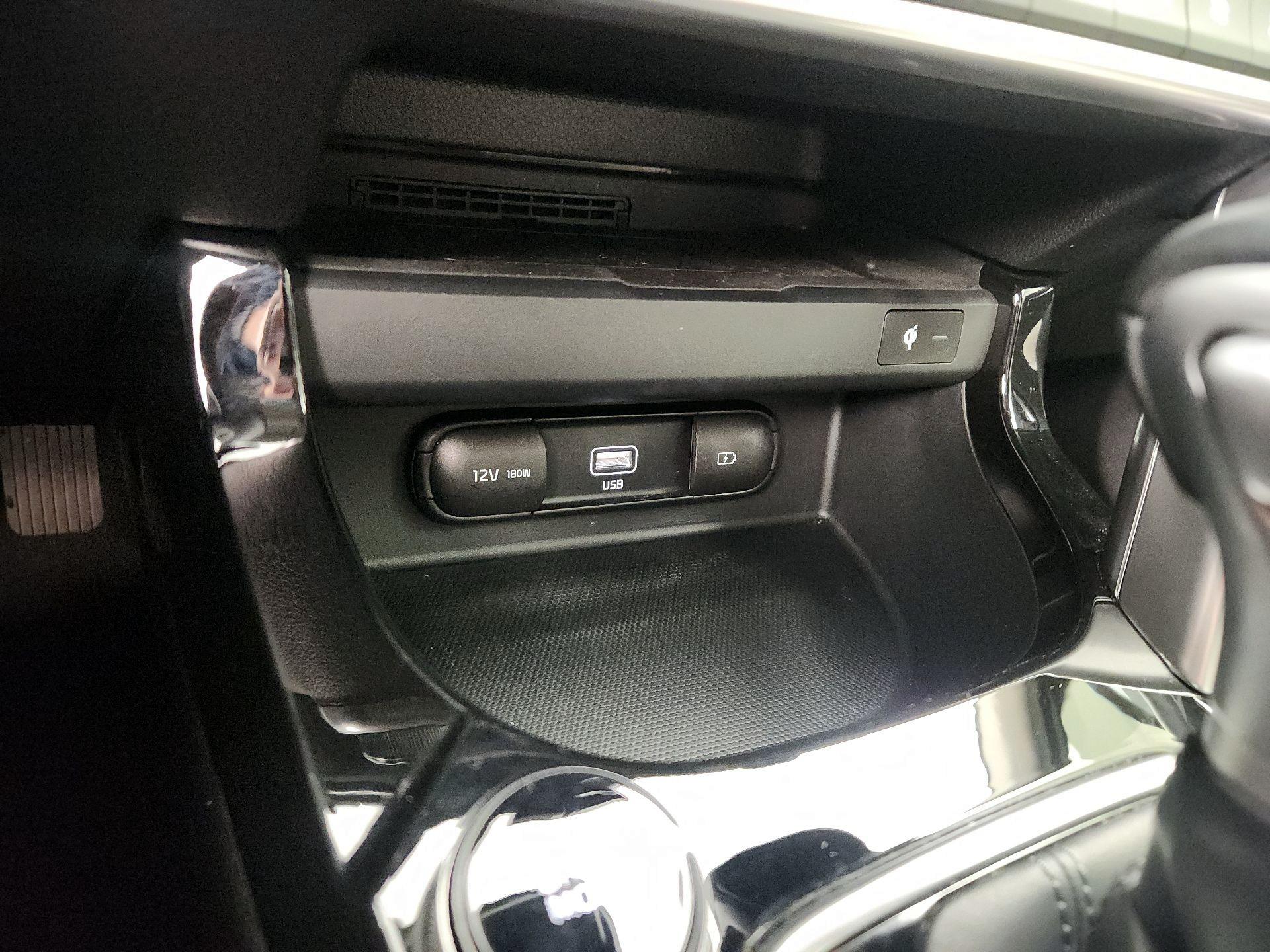 Thumbnail: 2023 Kia Seltos - 18