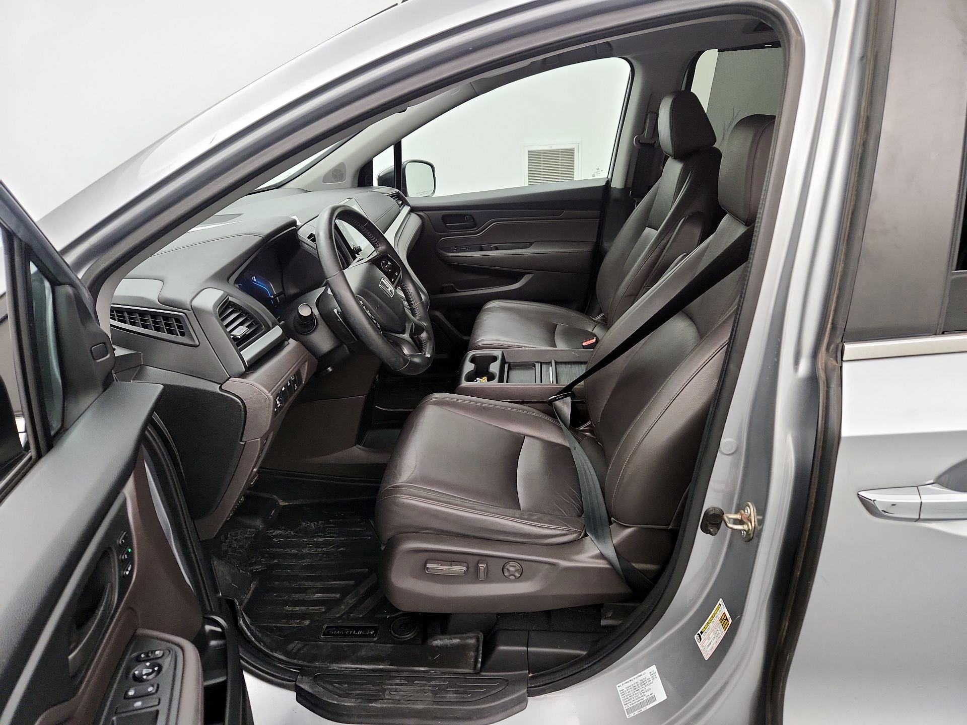 Thumbnail: 2018 Honda Odyssey - 11