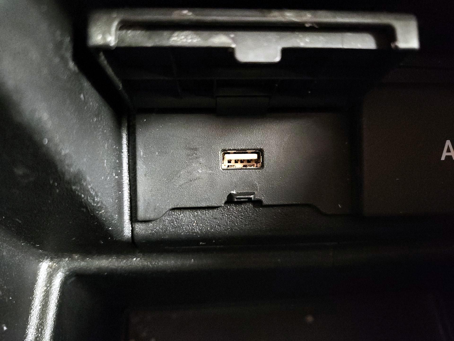 Thumbnail: 2018 Honda Odyssey - 18