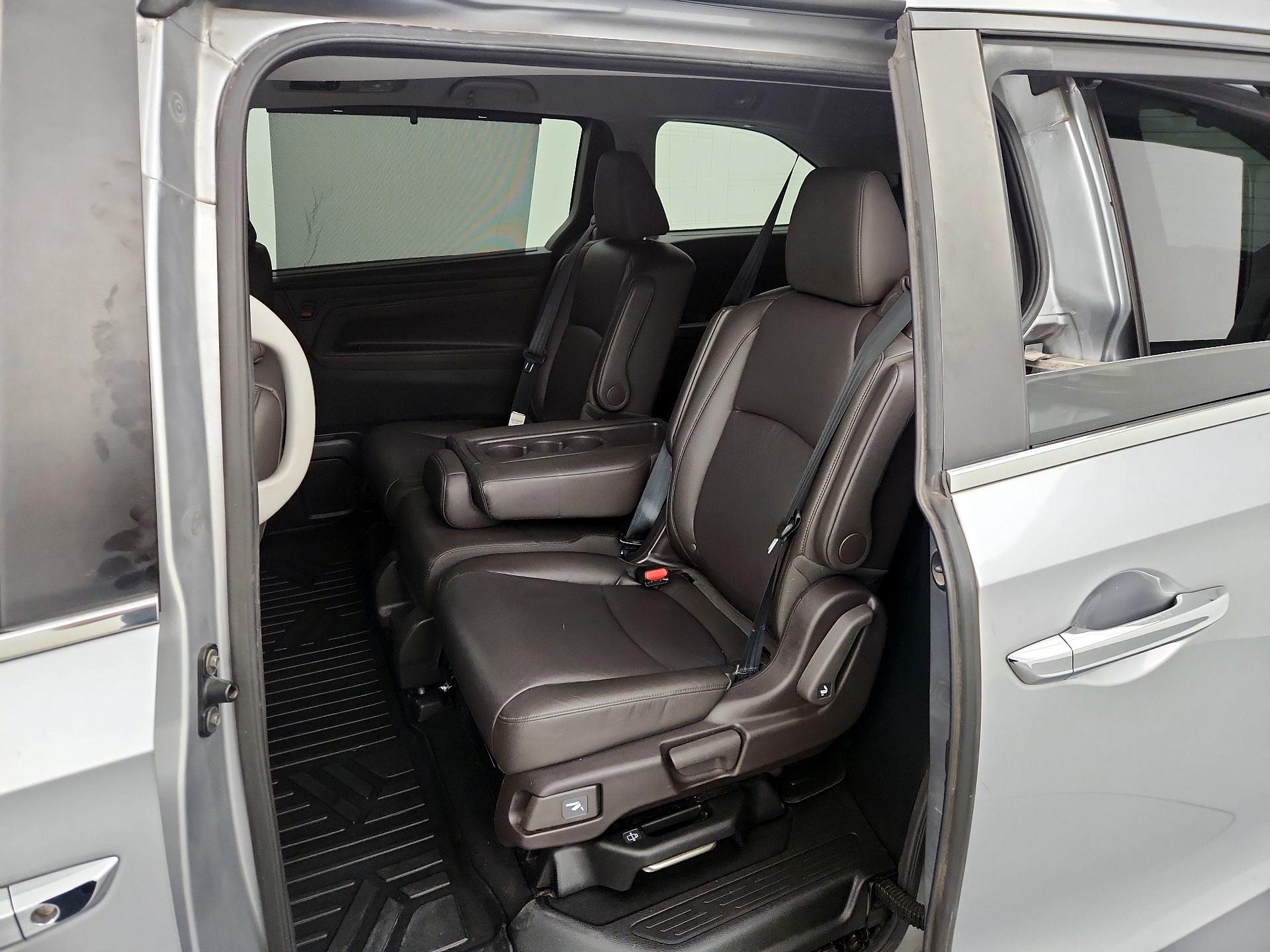 Thumbnail: 2018 Honda Odyssey - 19