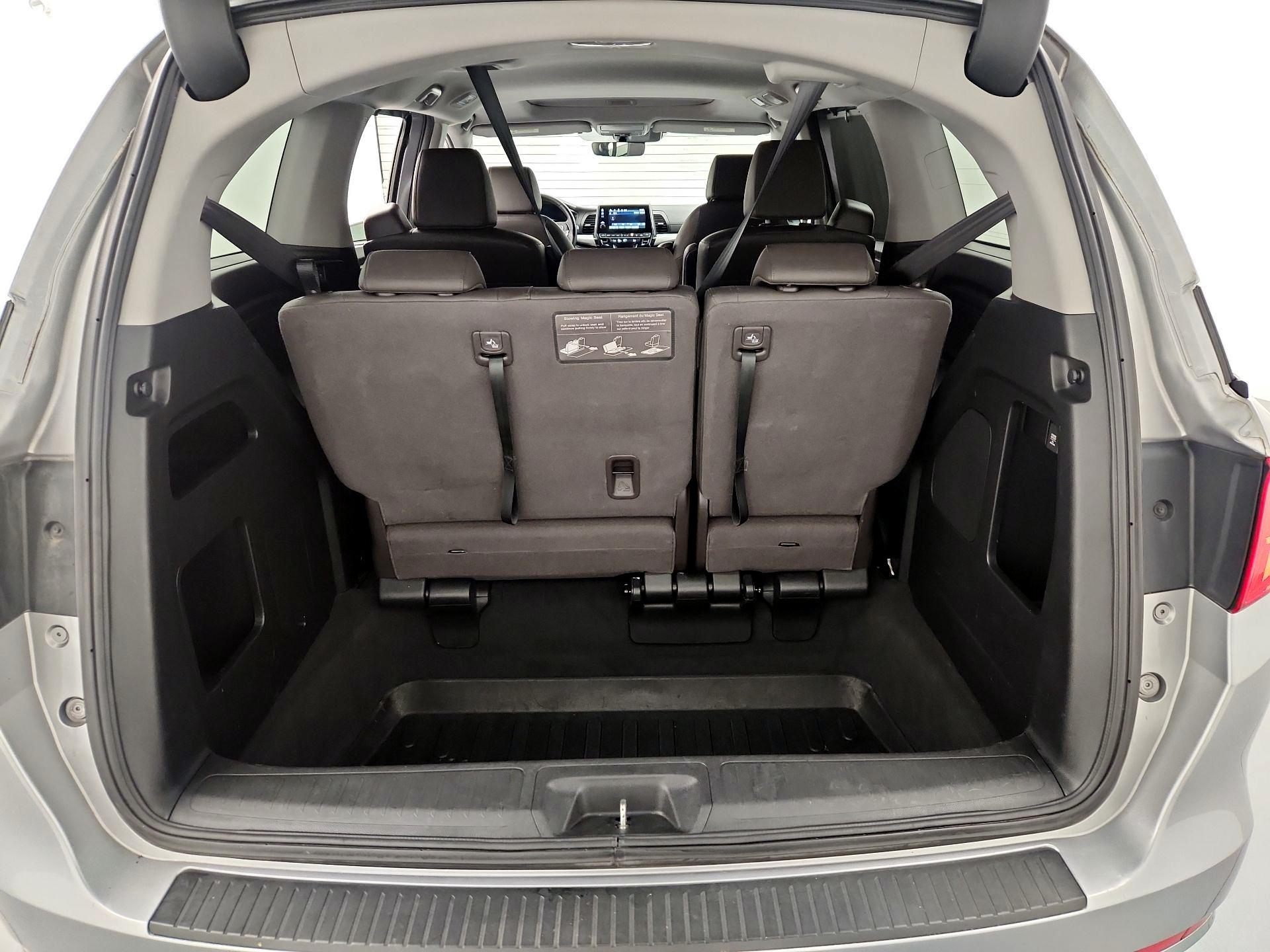 Thumbnail: 2018 Honda Odyssey - 20