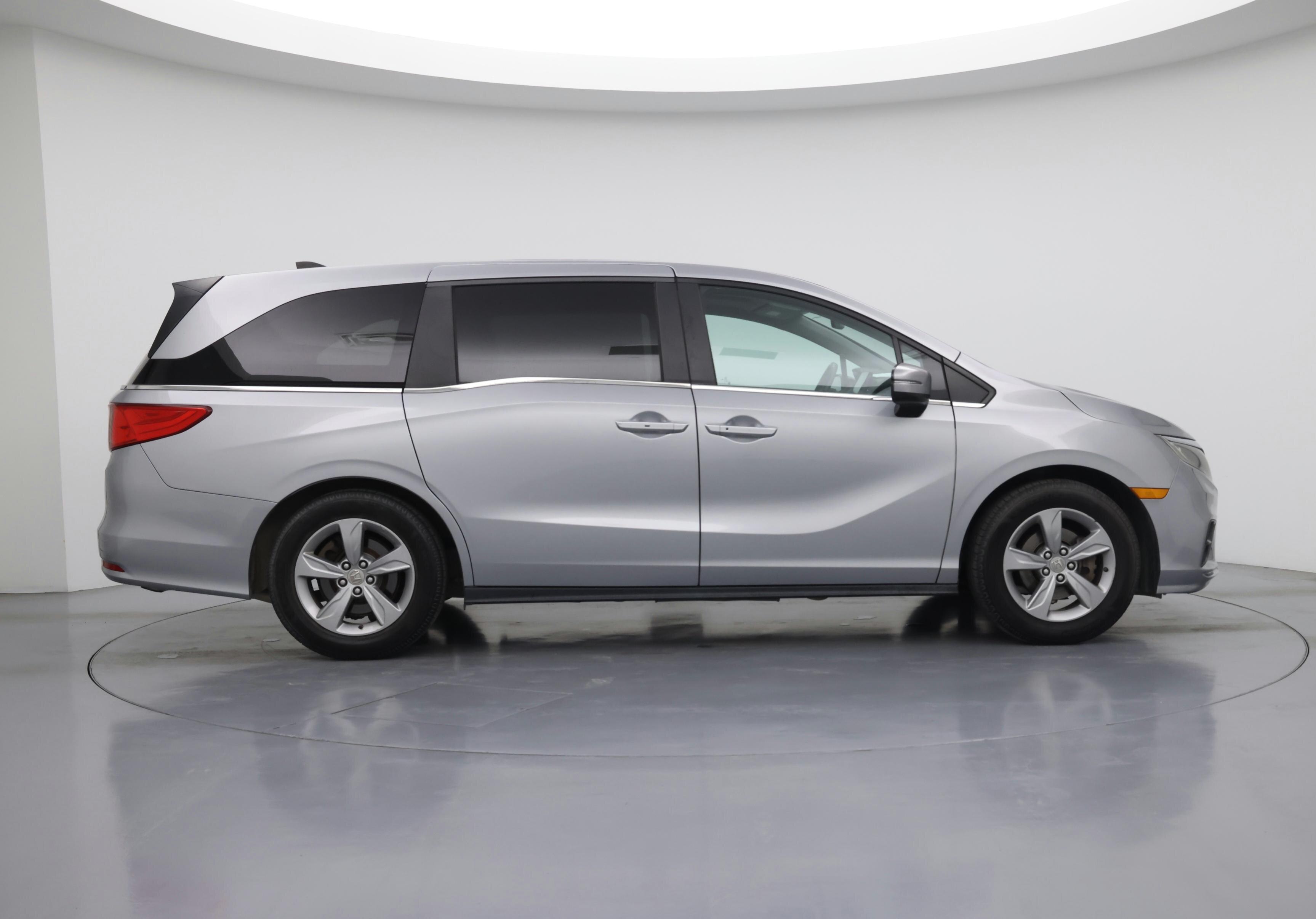 Thumbnail: 2018 Honda Odyssey - 7