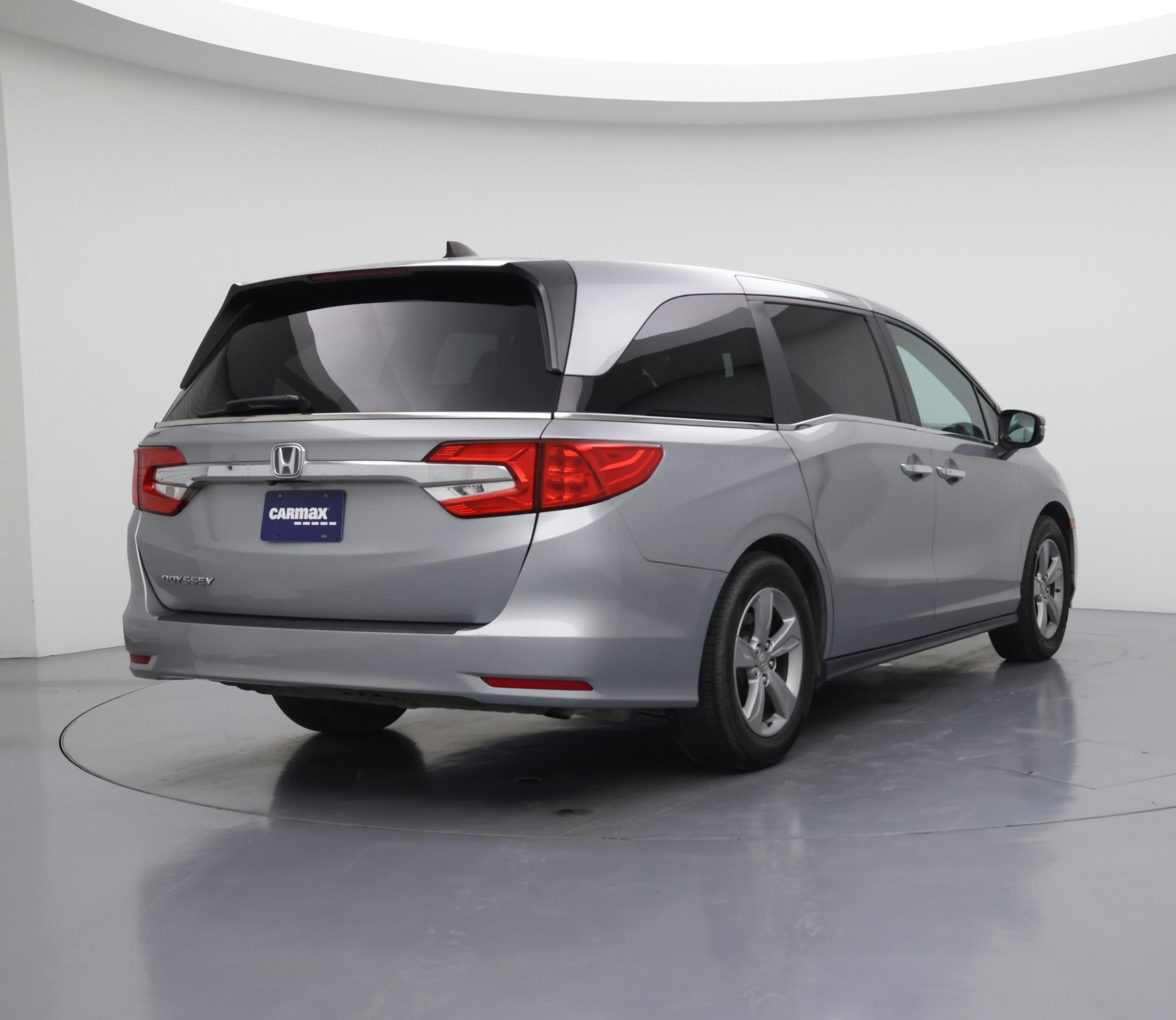 Thumbnail: 2018 Honda Odyssey - 8