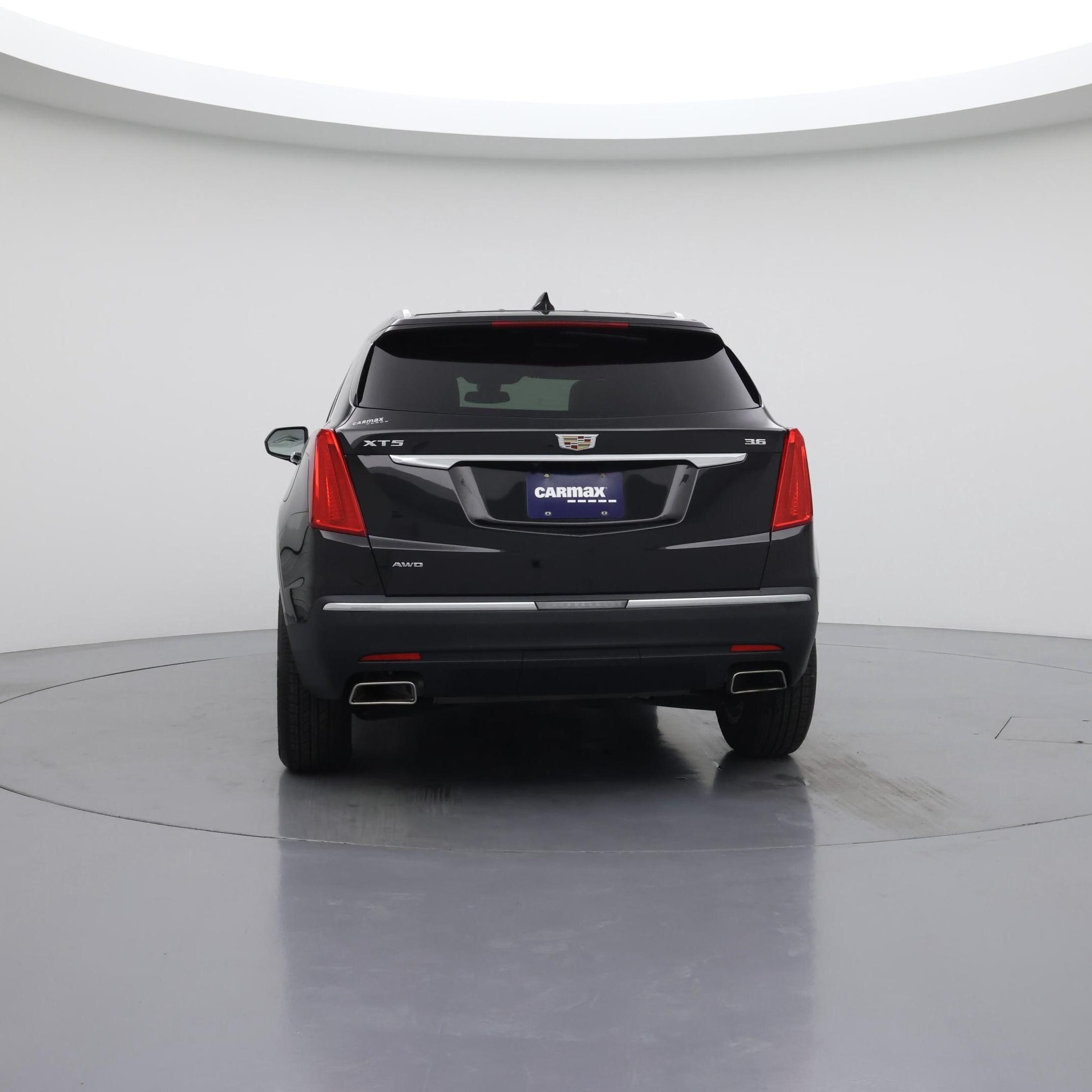 Thumbnail: 2019 Cadillac XT5 - 6