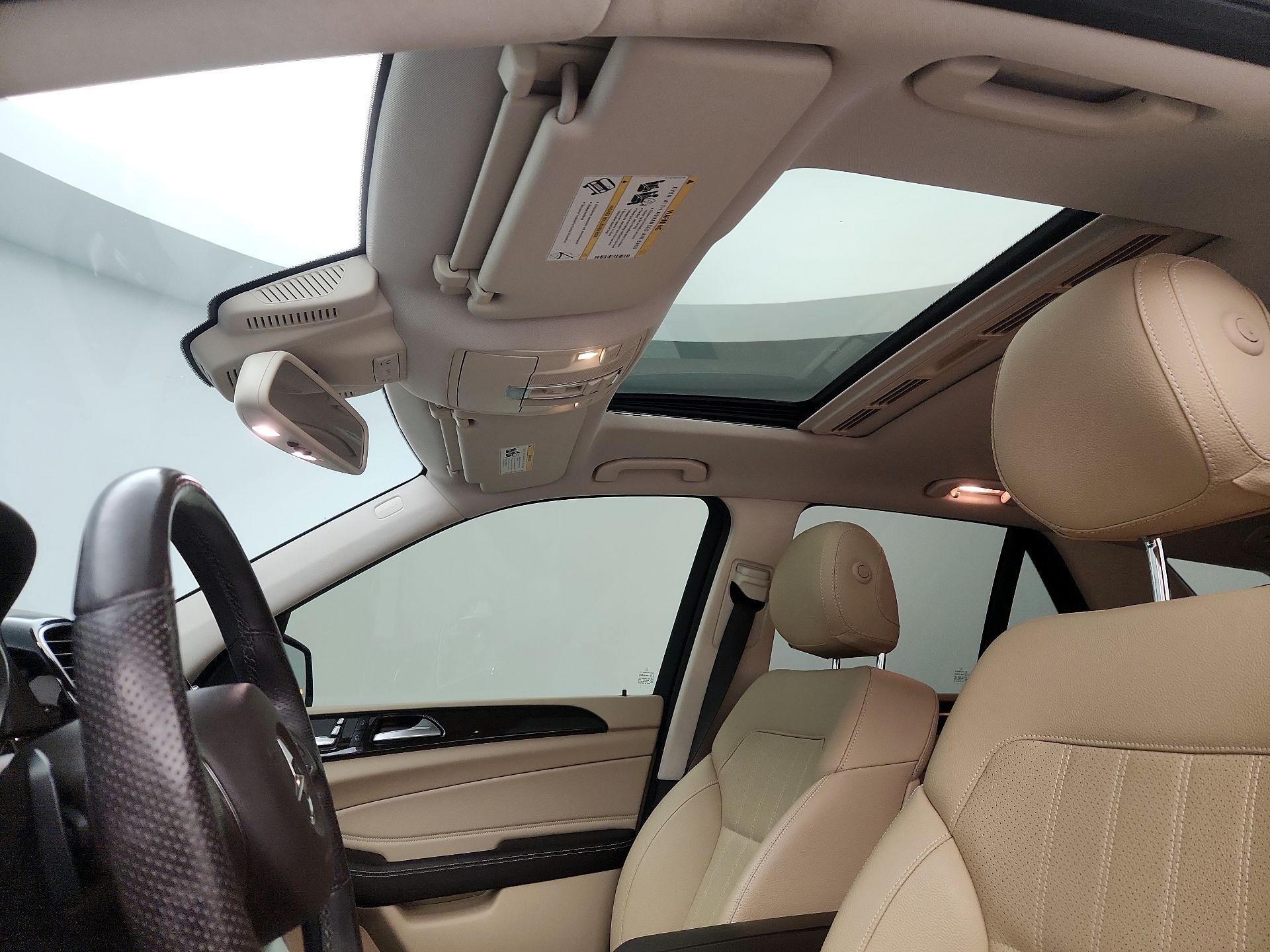 Thumbnail: 2018 Mercedes-Benz GLE - 19