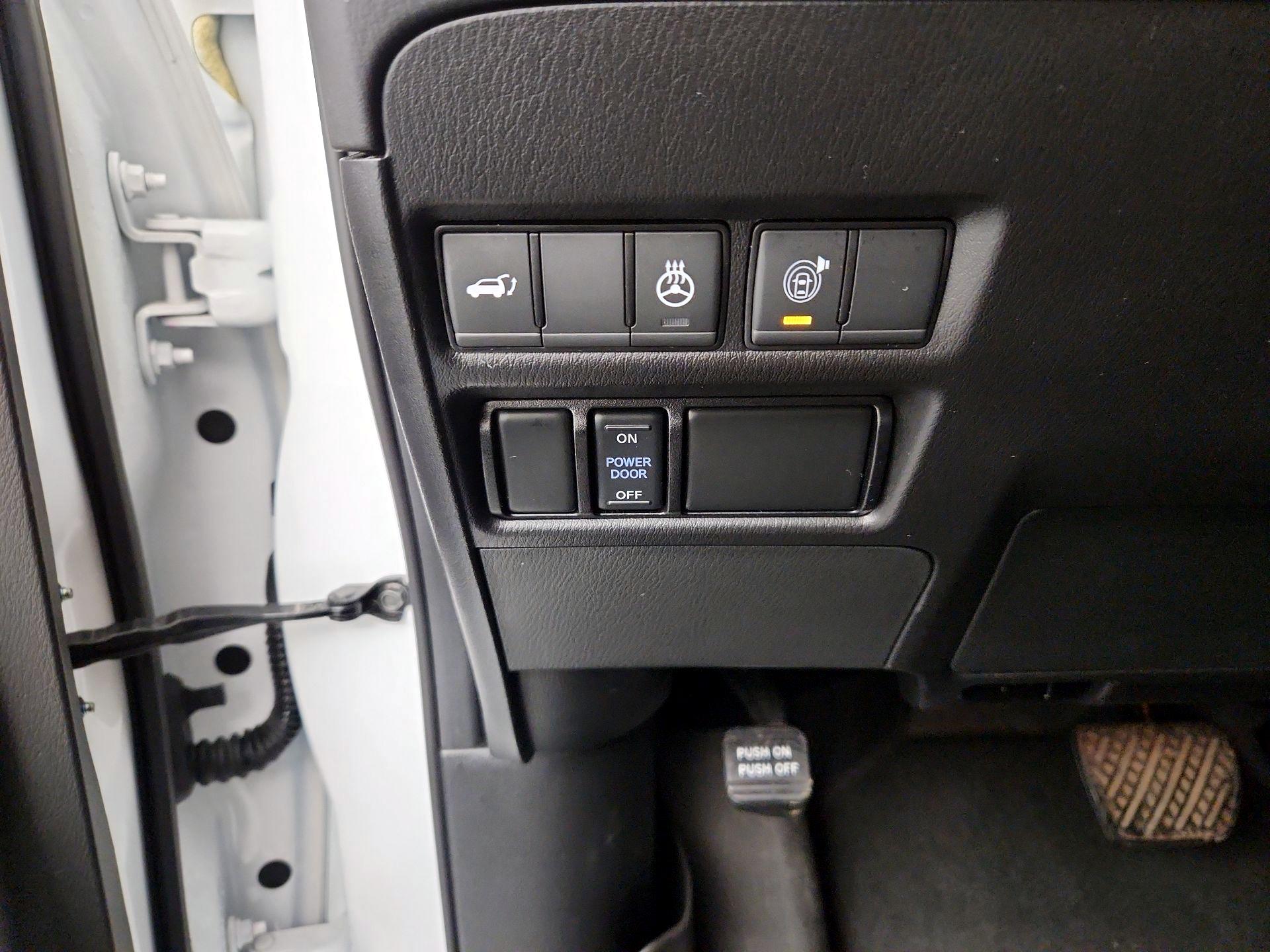 Thumbnail: 2022 Nissan Armada - 13