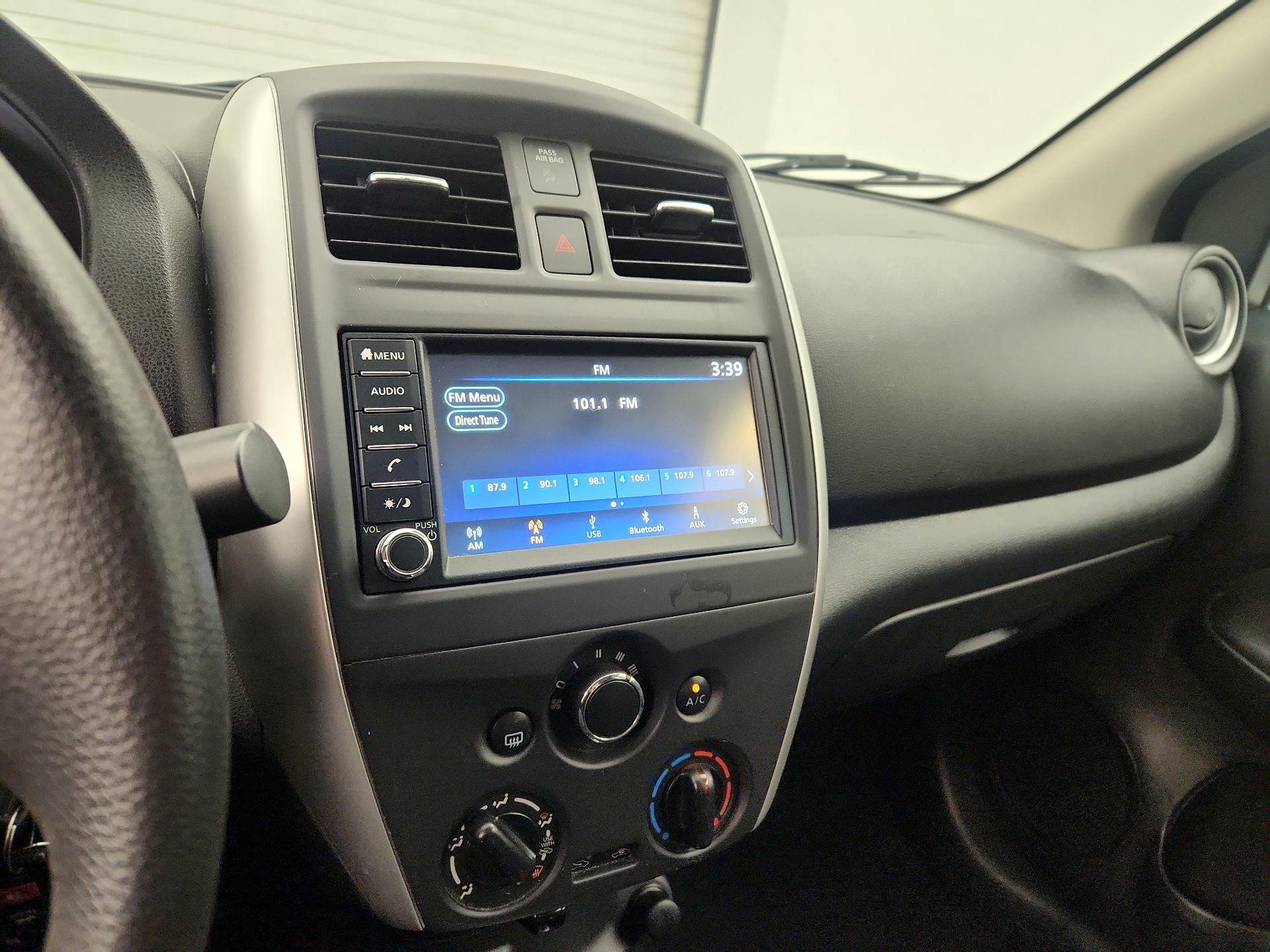 Thumbnail: 2019 Nissan Versa - 15