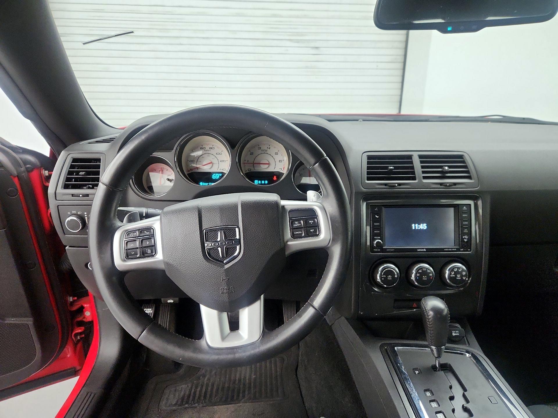 Thumbnail: 2014 Dodge Challenger - 10