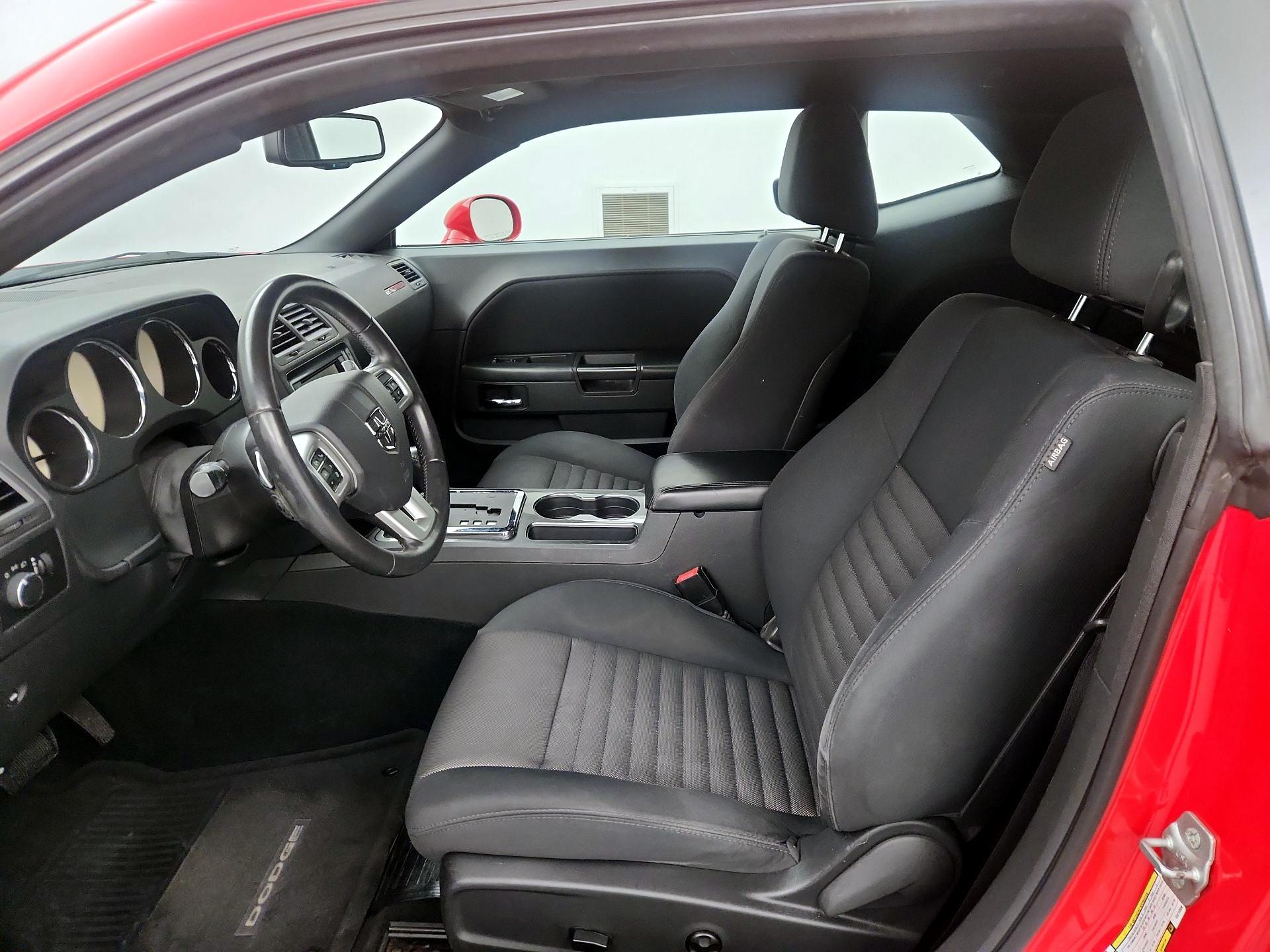 Thumbnail: 2014 Dodge Challenger - 11