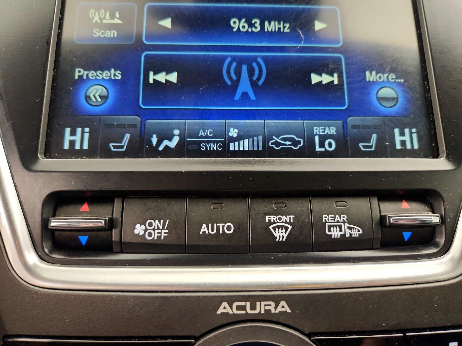 Thumbnail: 2017 Acura MDX - 16