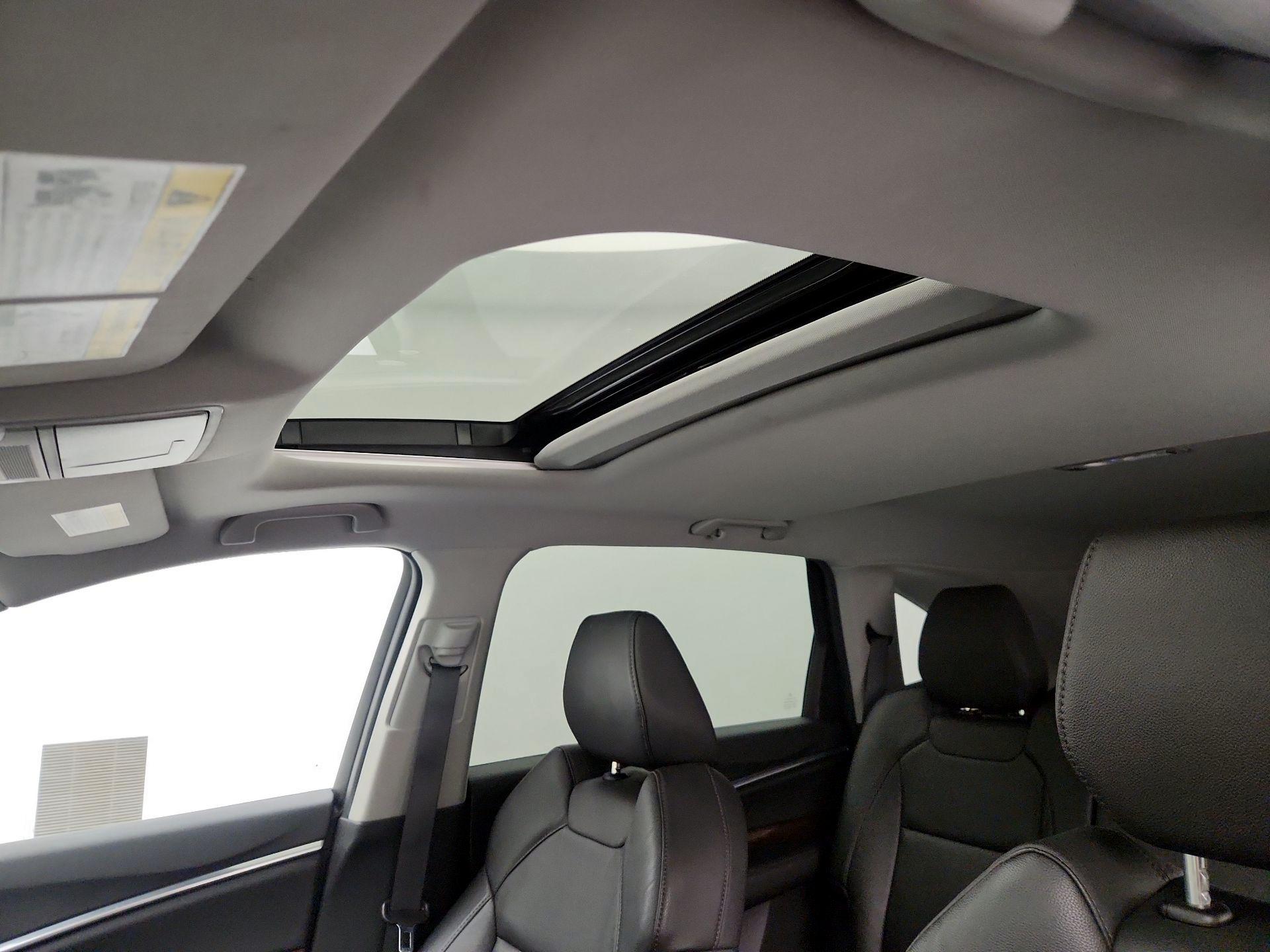 Thumbnail: 2017 Acura MDX - 19