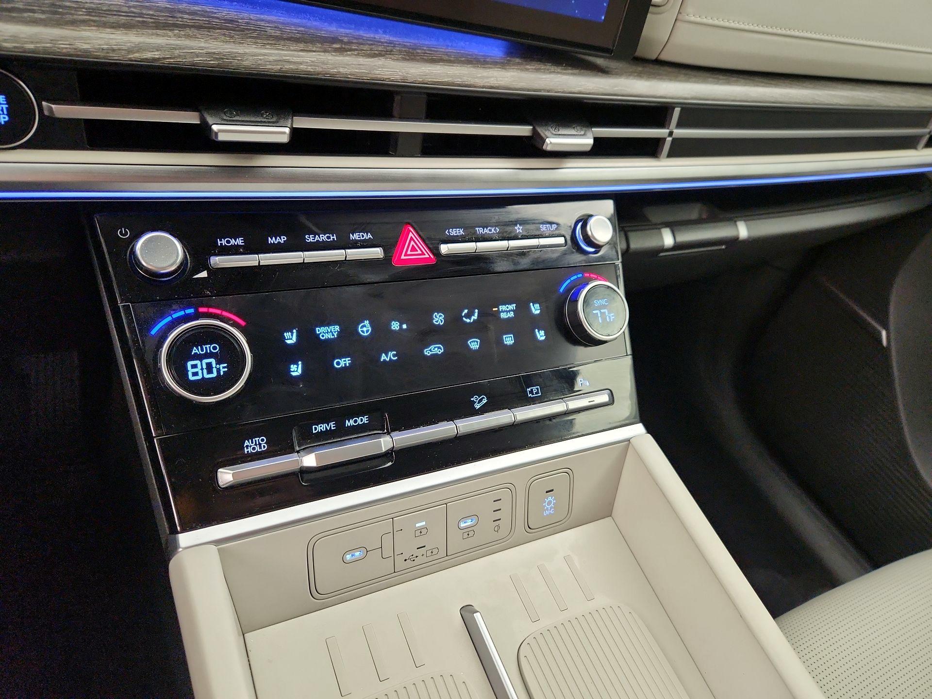 Thumbnail: 2025 Hyundai Santa Fe - 16