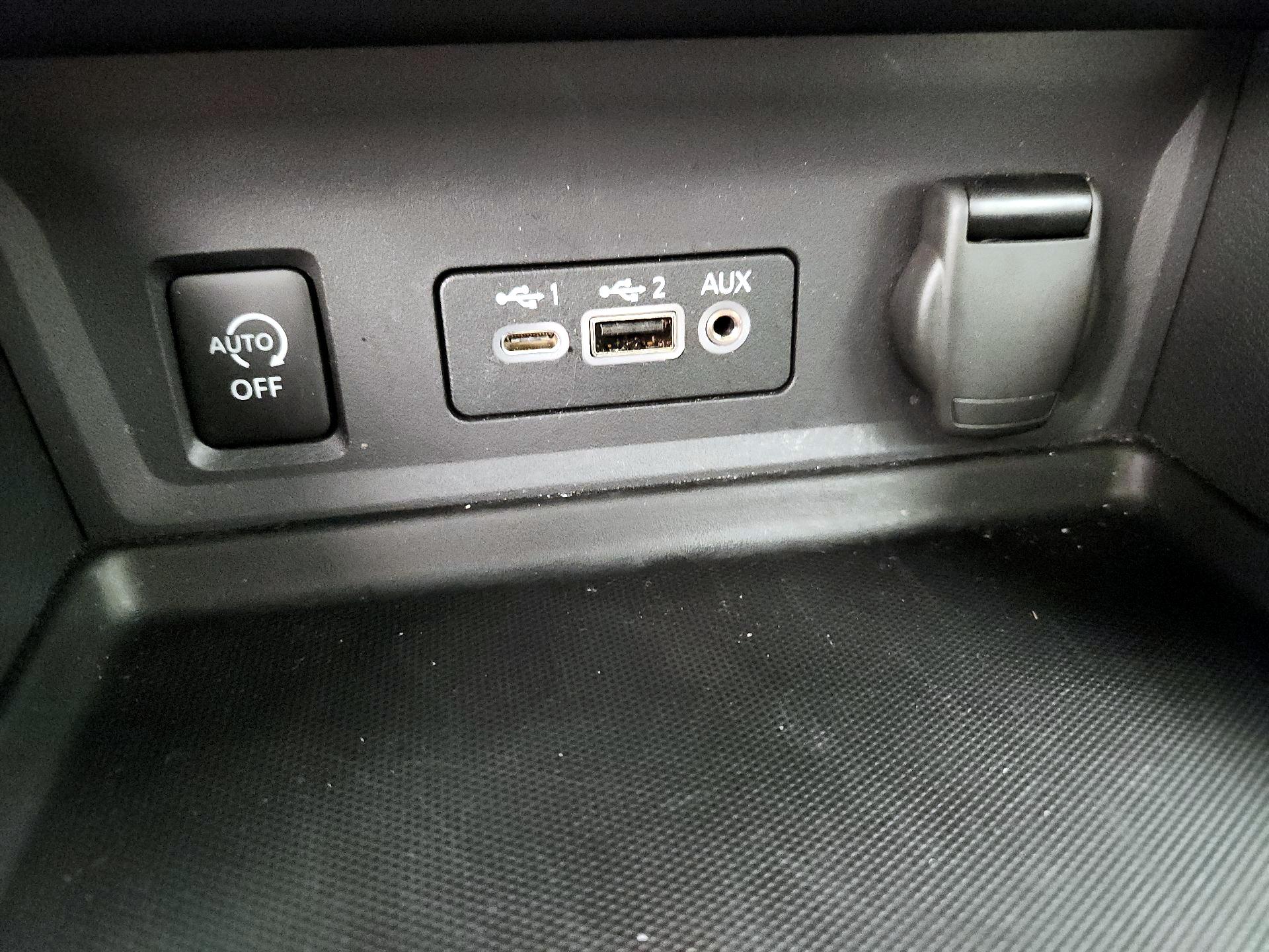 Thumbnail: 2024 Nissan Sentra - 18