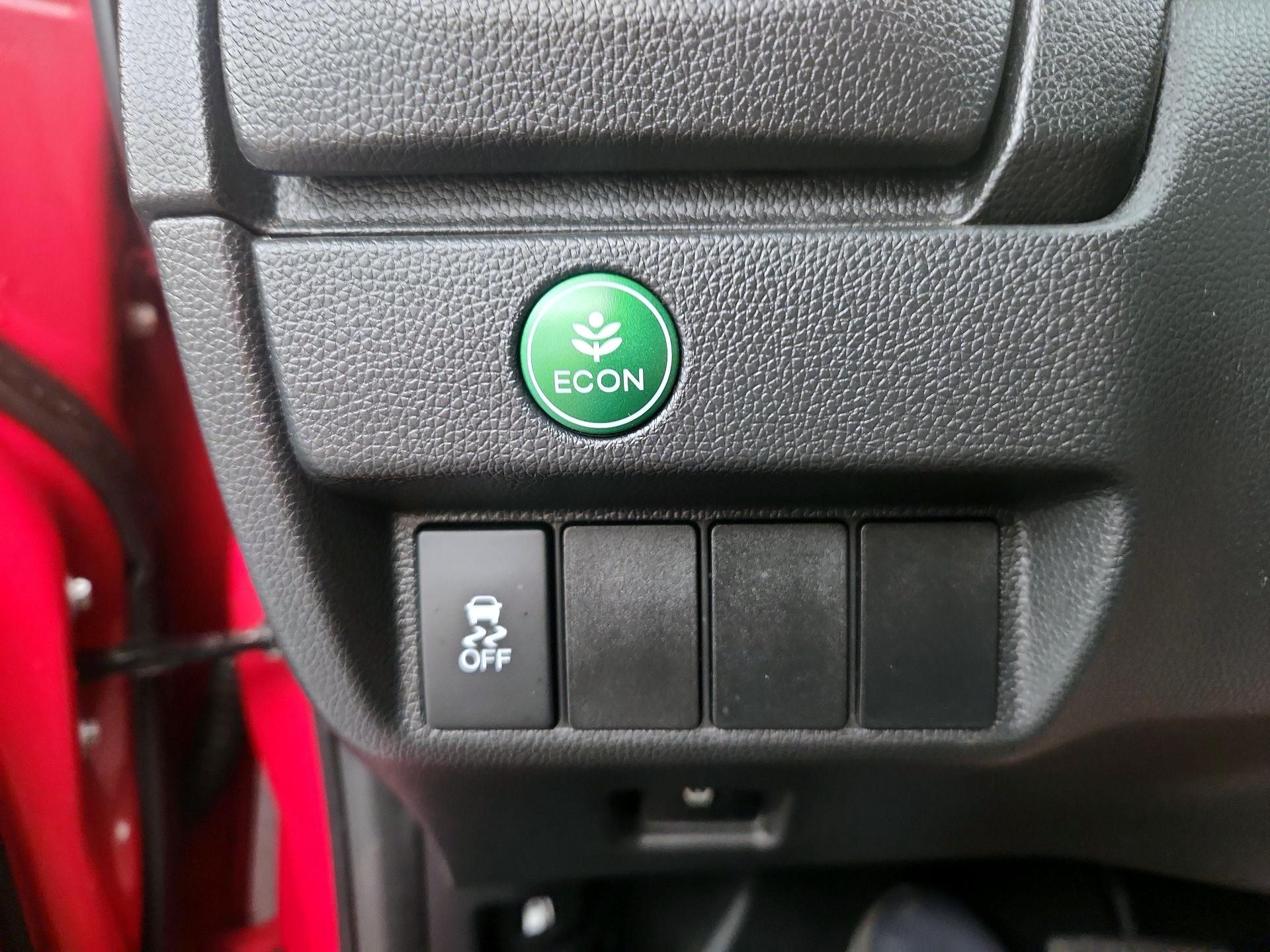 Thumbnail: 2015 Honda Fit - 13