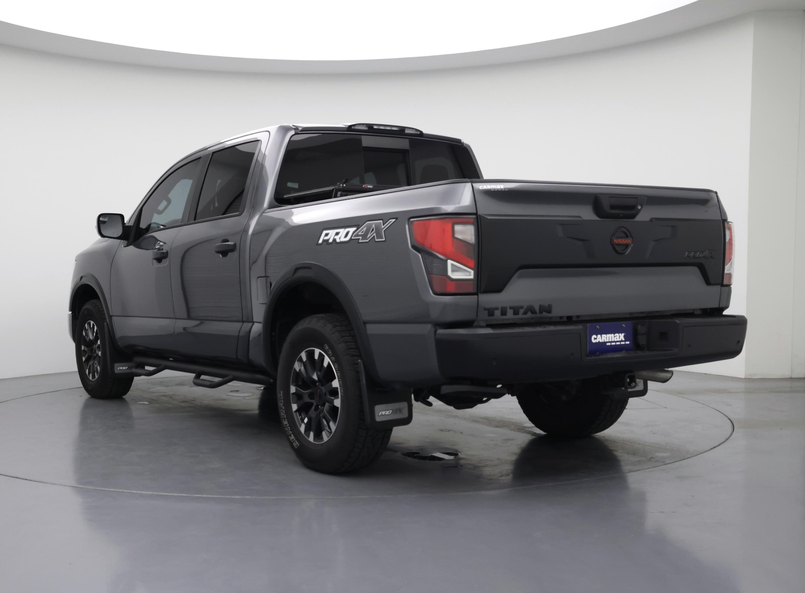Thumbnail: 2021 Nissan Titan - 2