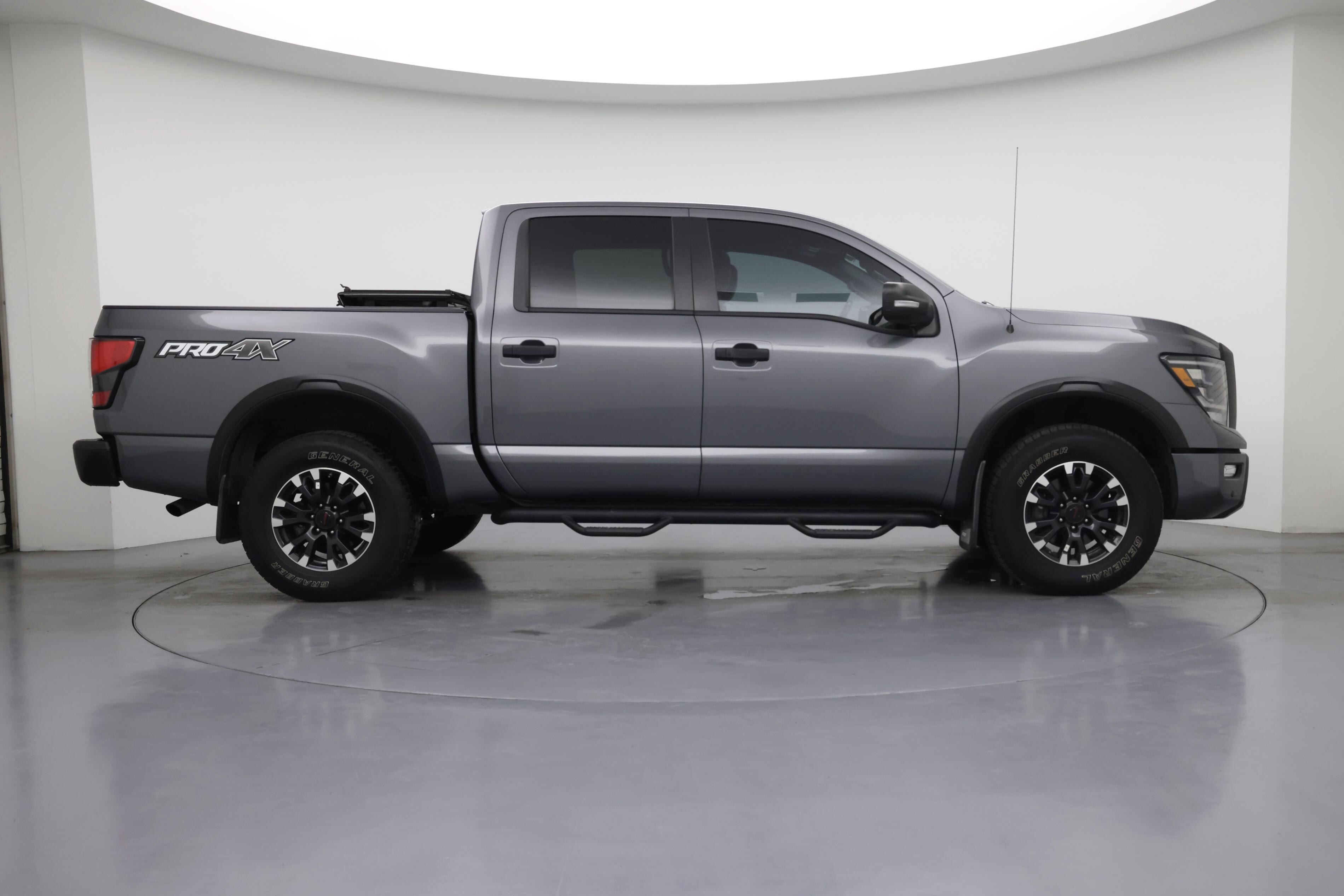 Thumbnail: 2021 Nissan Titan - 7