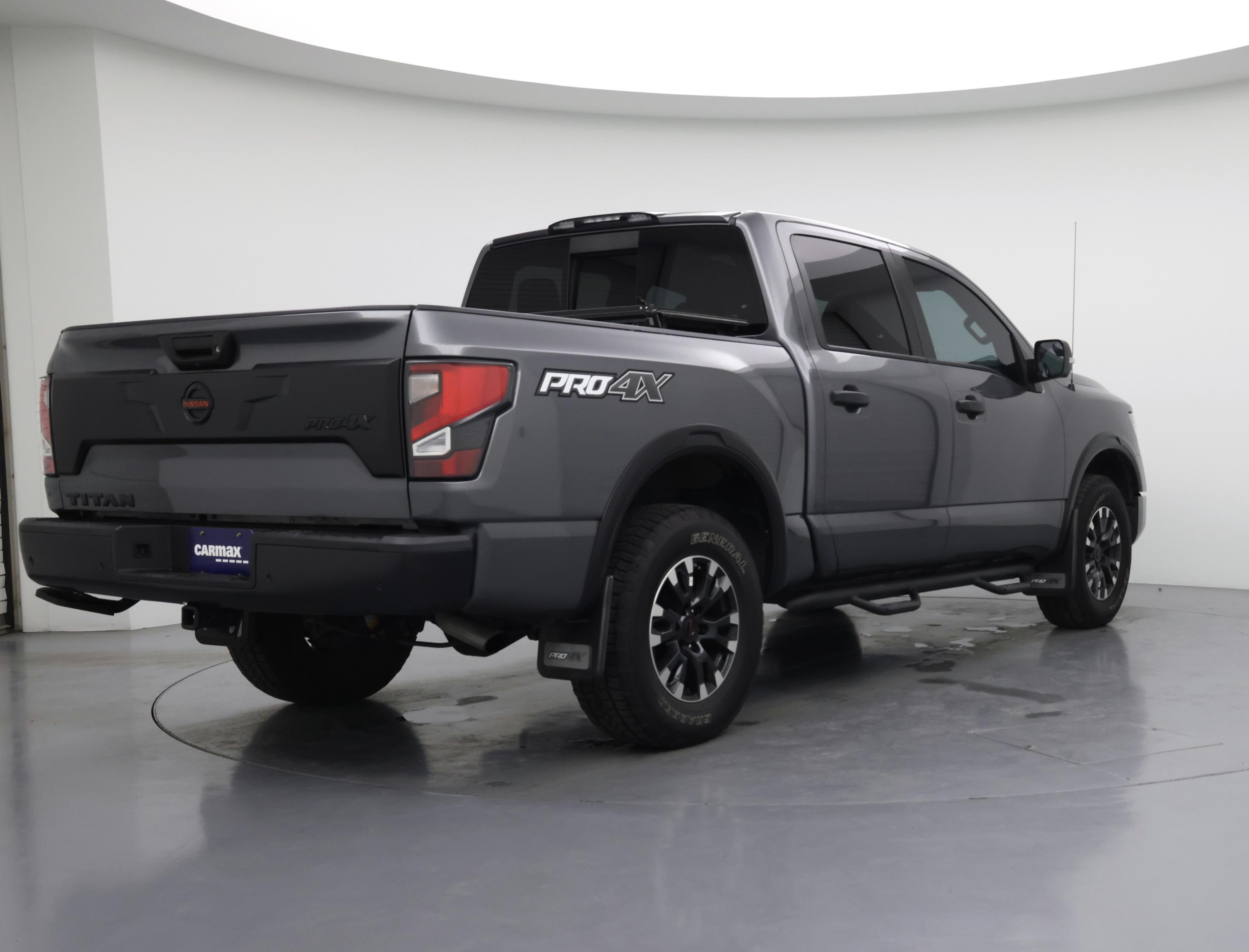 Thumbnail: 2021 Nissan Titan - 8