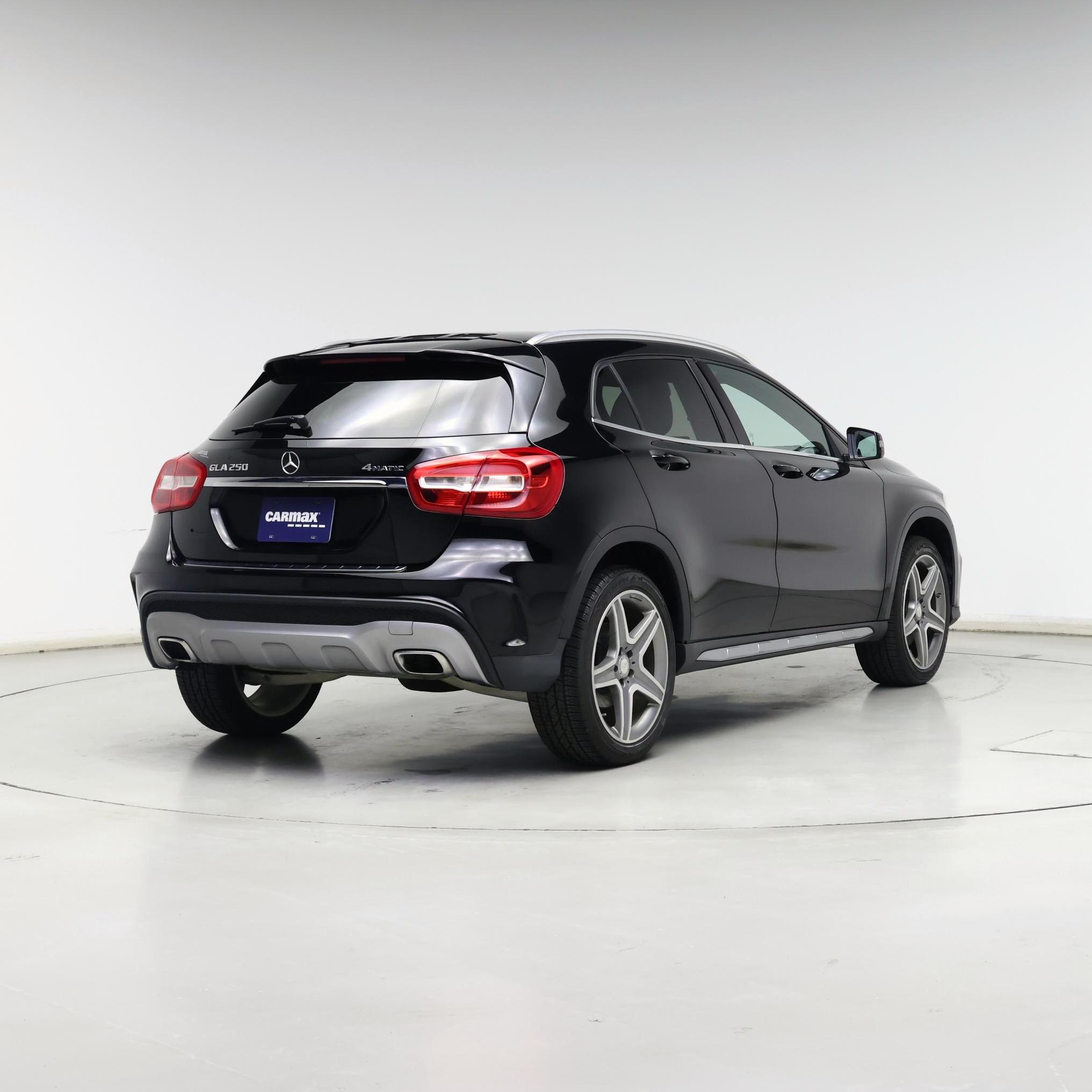 Thumbnail: 2017 Mercedes-Benz GLA - 8