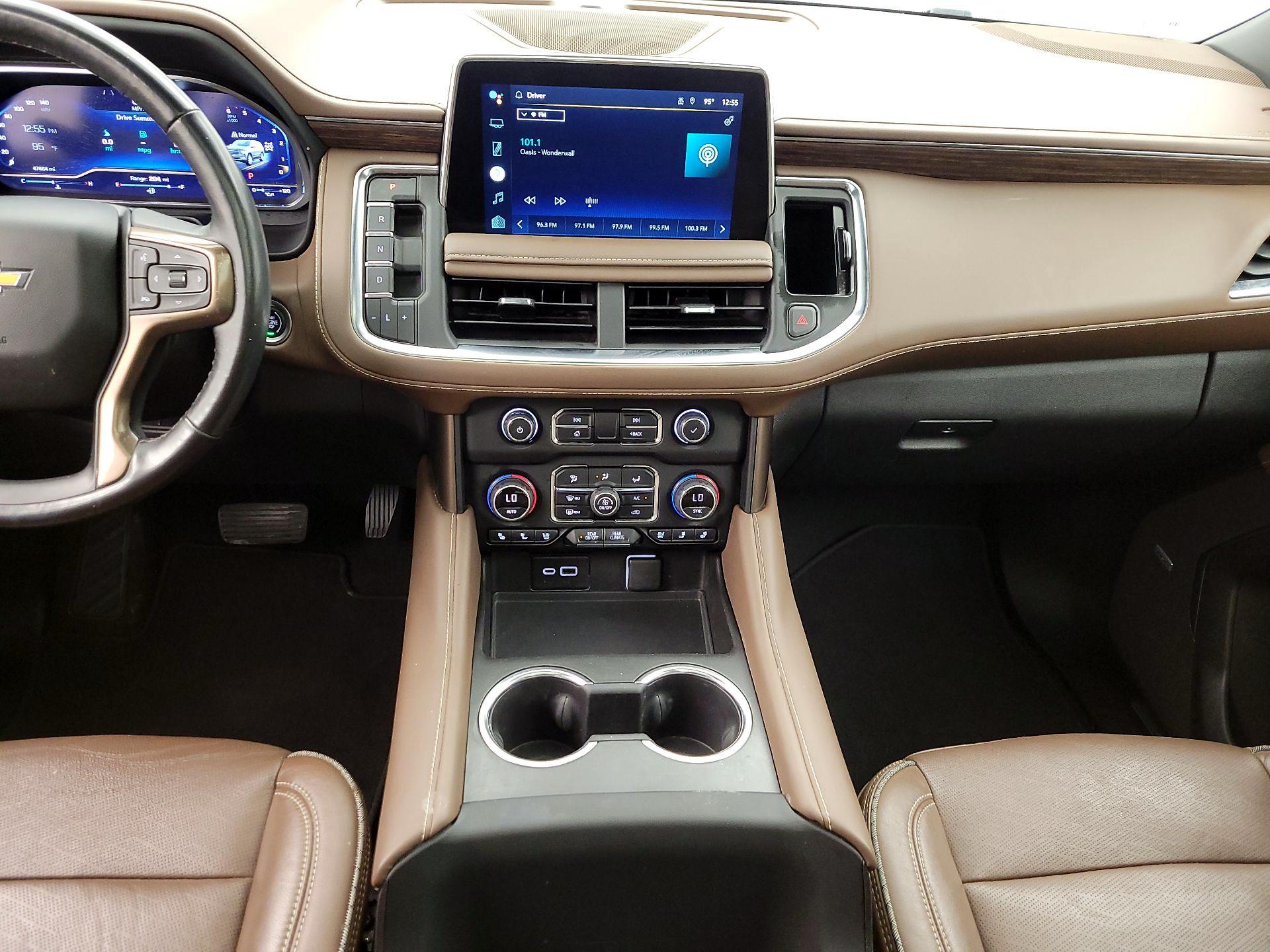 Thumbnail: 2022 Chevrolet Tahoe - 17