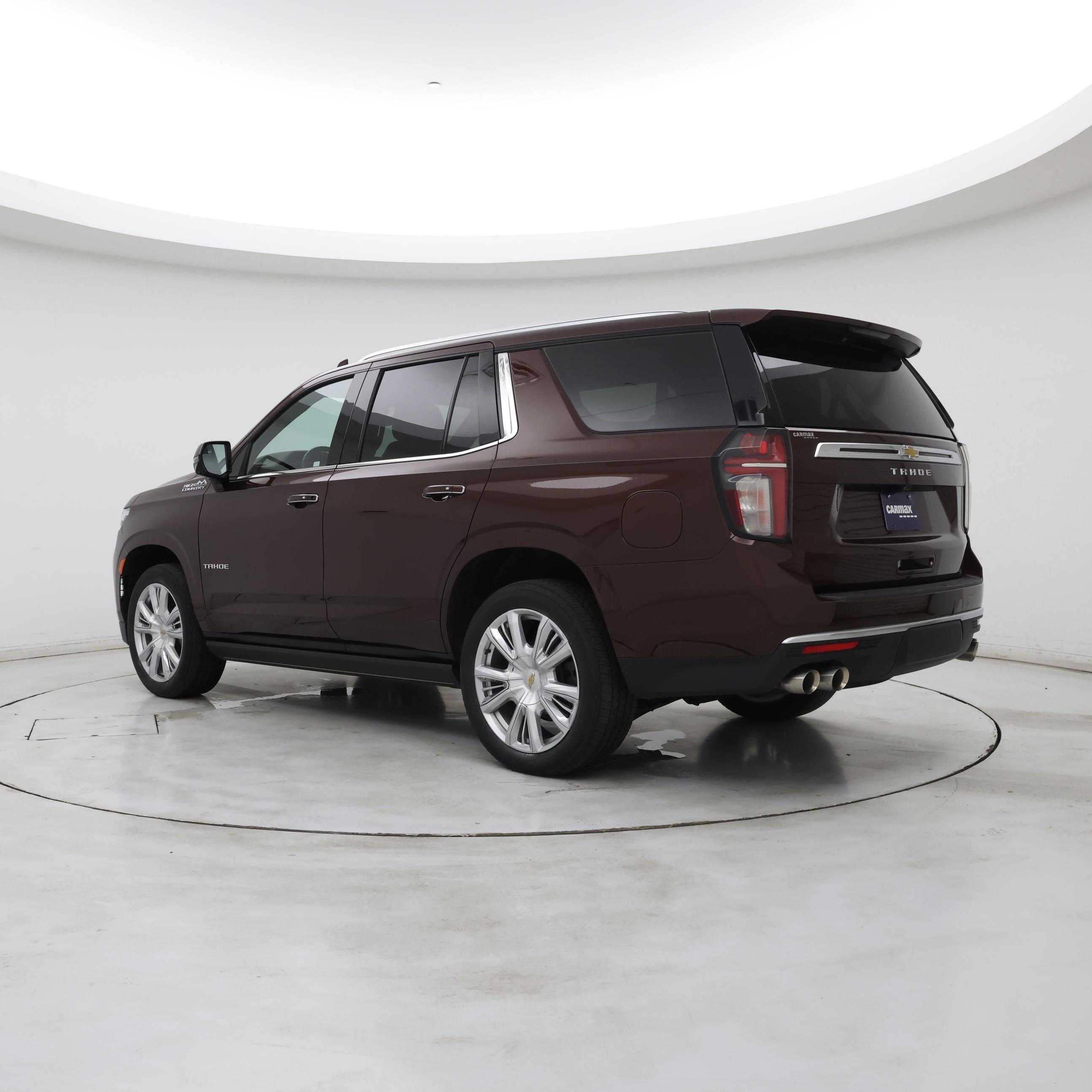 Thumbnail: 2022 Chevrolet Tahoe - 2