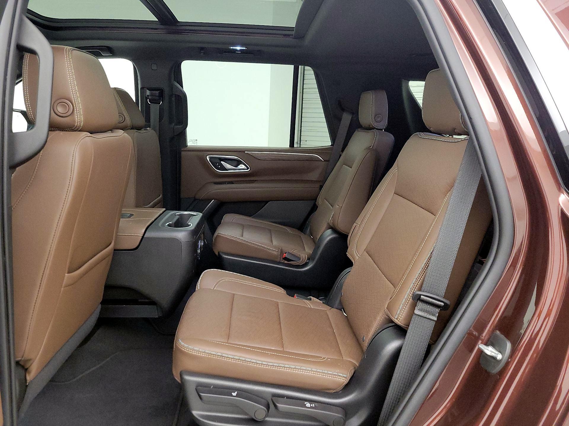 Thumbnail: 2022 Chevrolet Tahoe - 20
