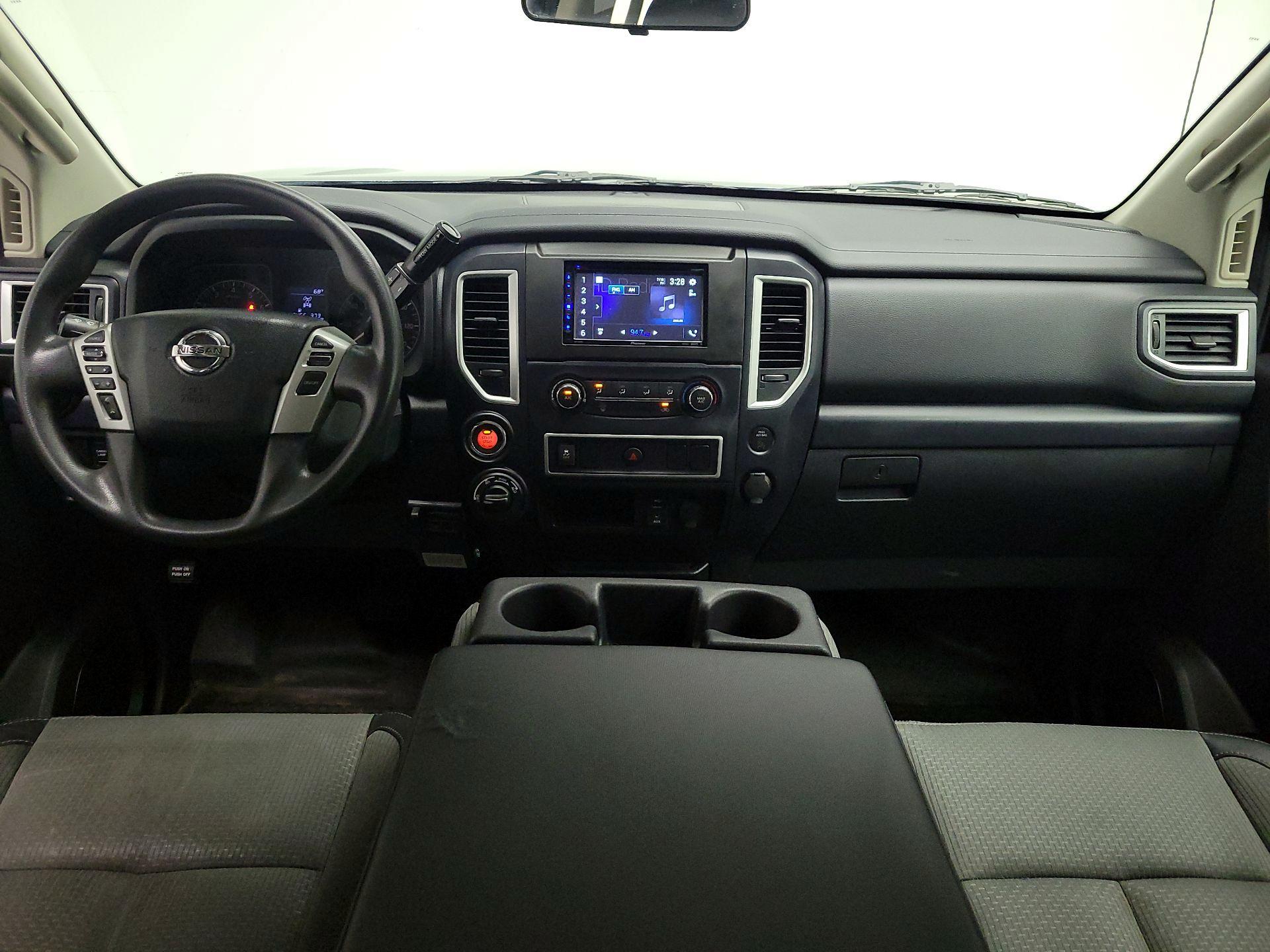 Thumbnail: 2017 Nissan Titan - 9