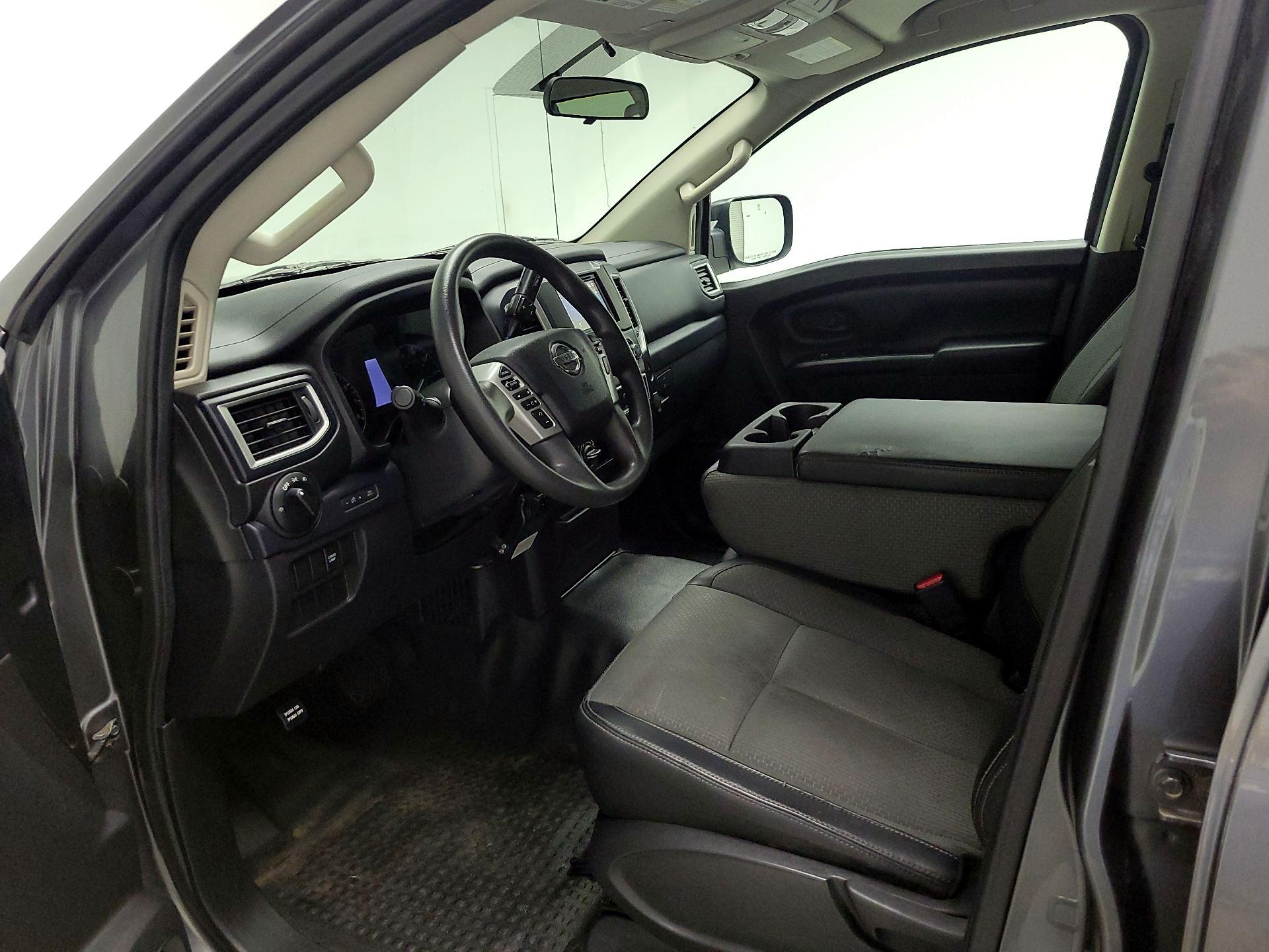 Thumbnail: 2017 Nissan Titan - 11