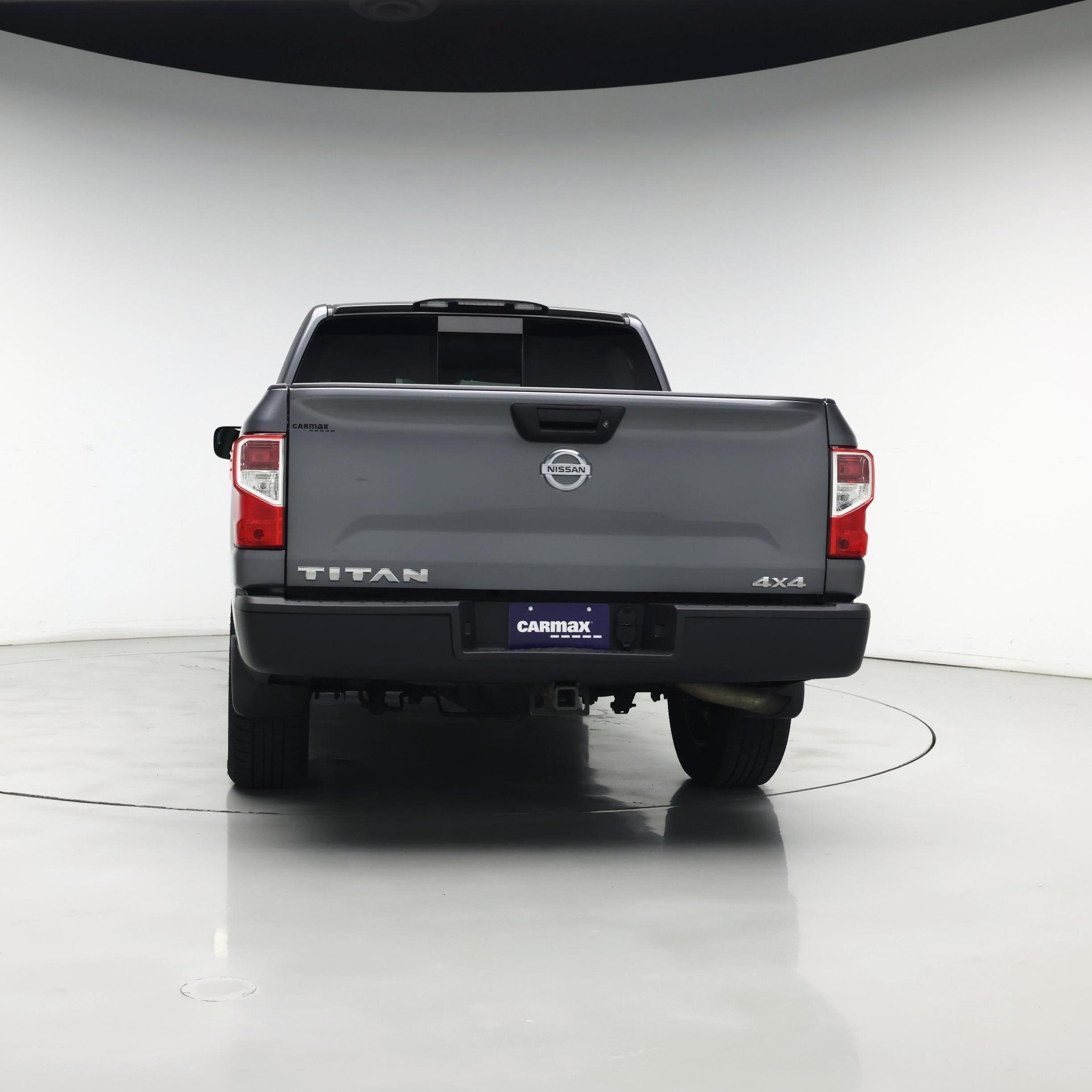 Thumbnail: 2017 Nissan Titan - 6