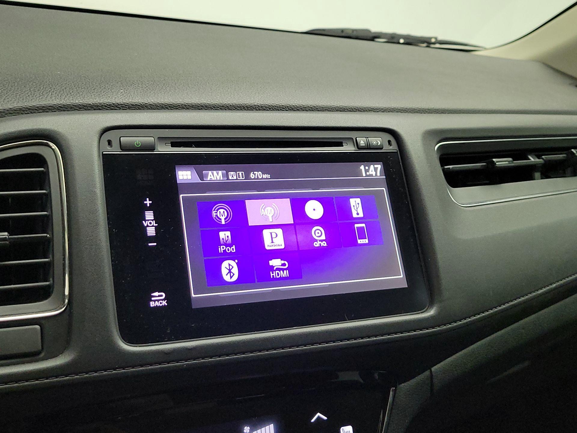 Thumbnail: 2016 Honda HR-V - 15