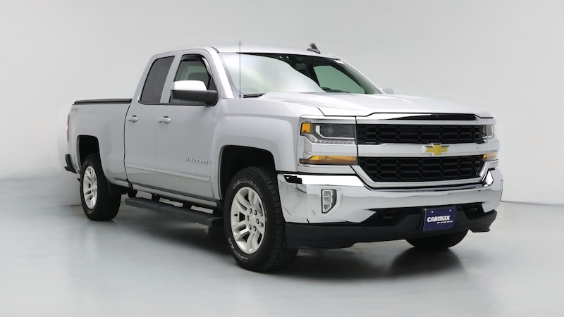 2017 Chevrolet Silverado 1500 LT Hero Image