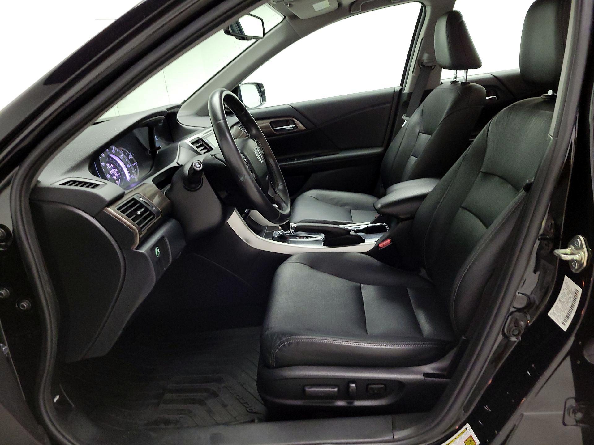 Thumbnail: 2017 Honda Accord - 11