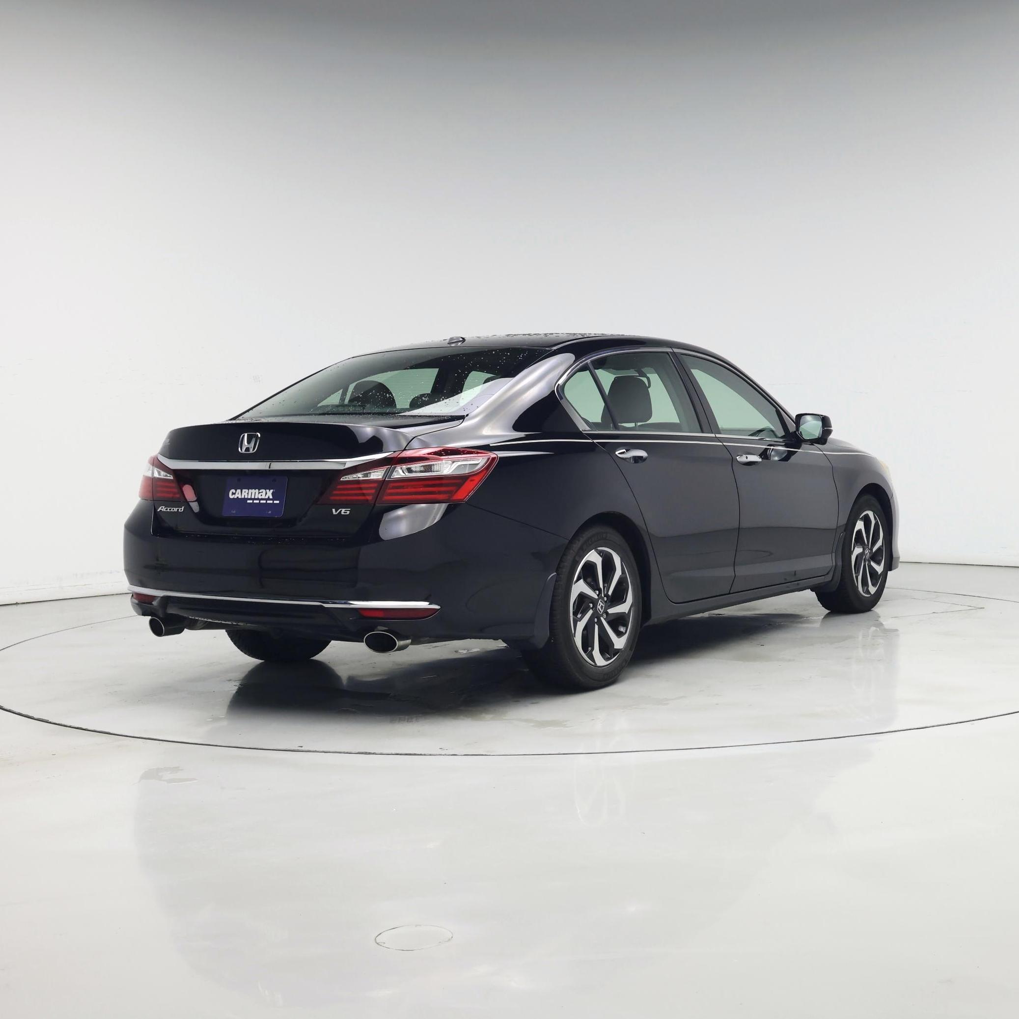 Thumbnail: 2017 Honda Accord - 8
