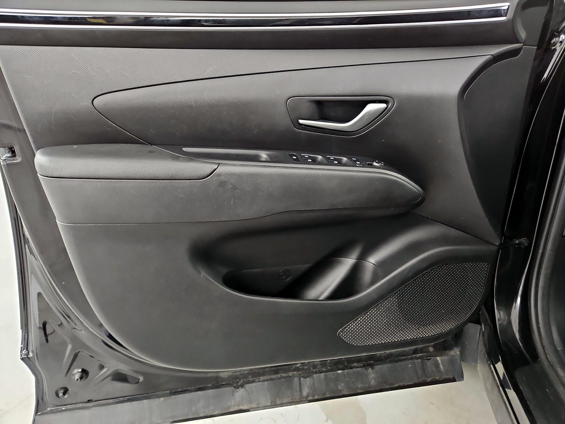 Thumbnail: 2022 Hyundai Tucson - 12