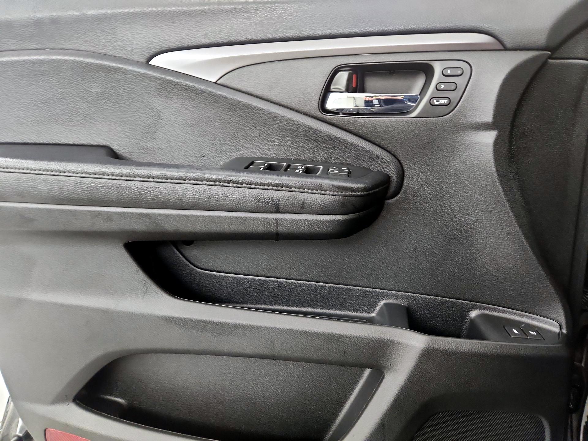 Thumbnail: 2022 Honda Pilot - 12