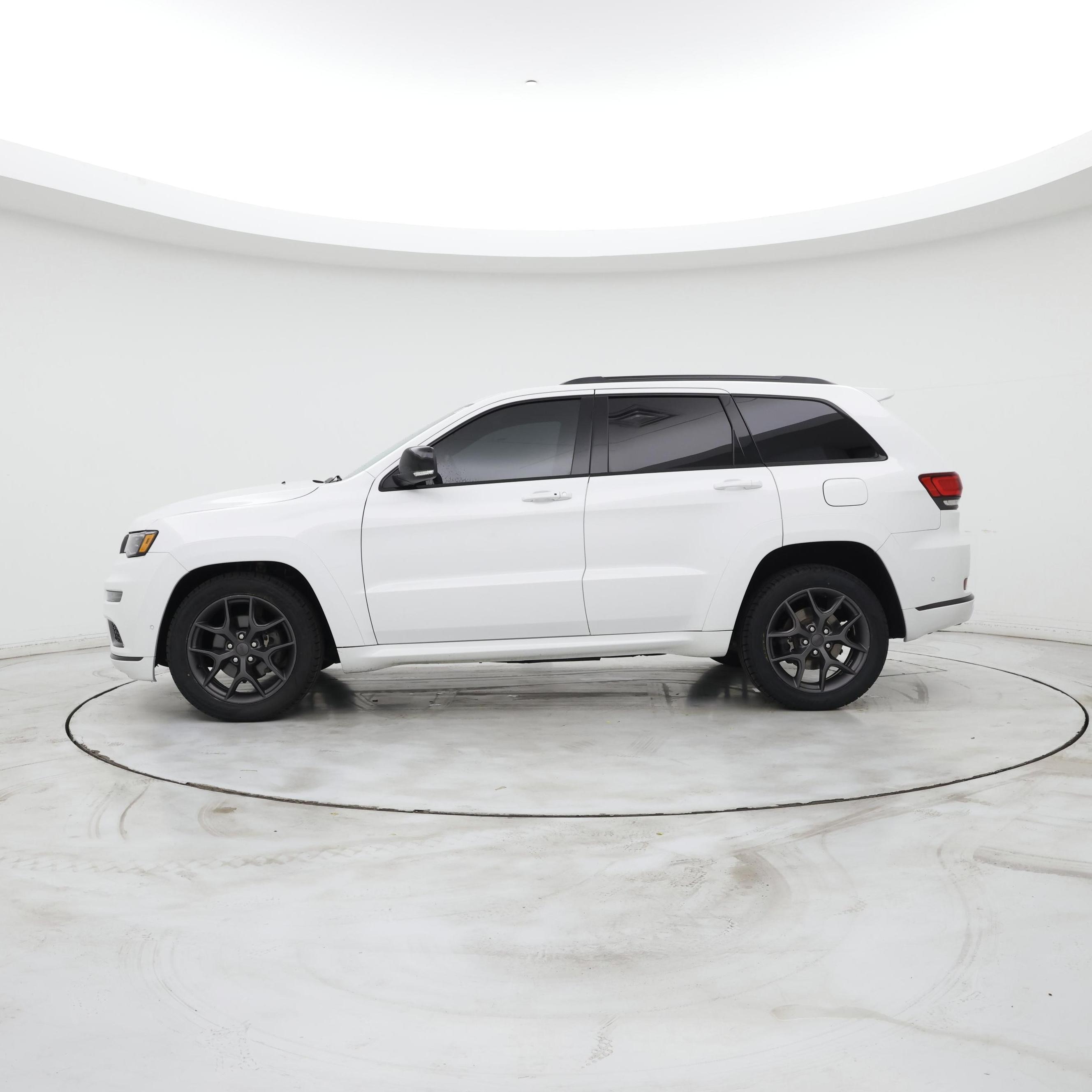 Thumbnail: 2020 Jeep Grand Cherokee - 3