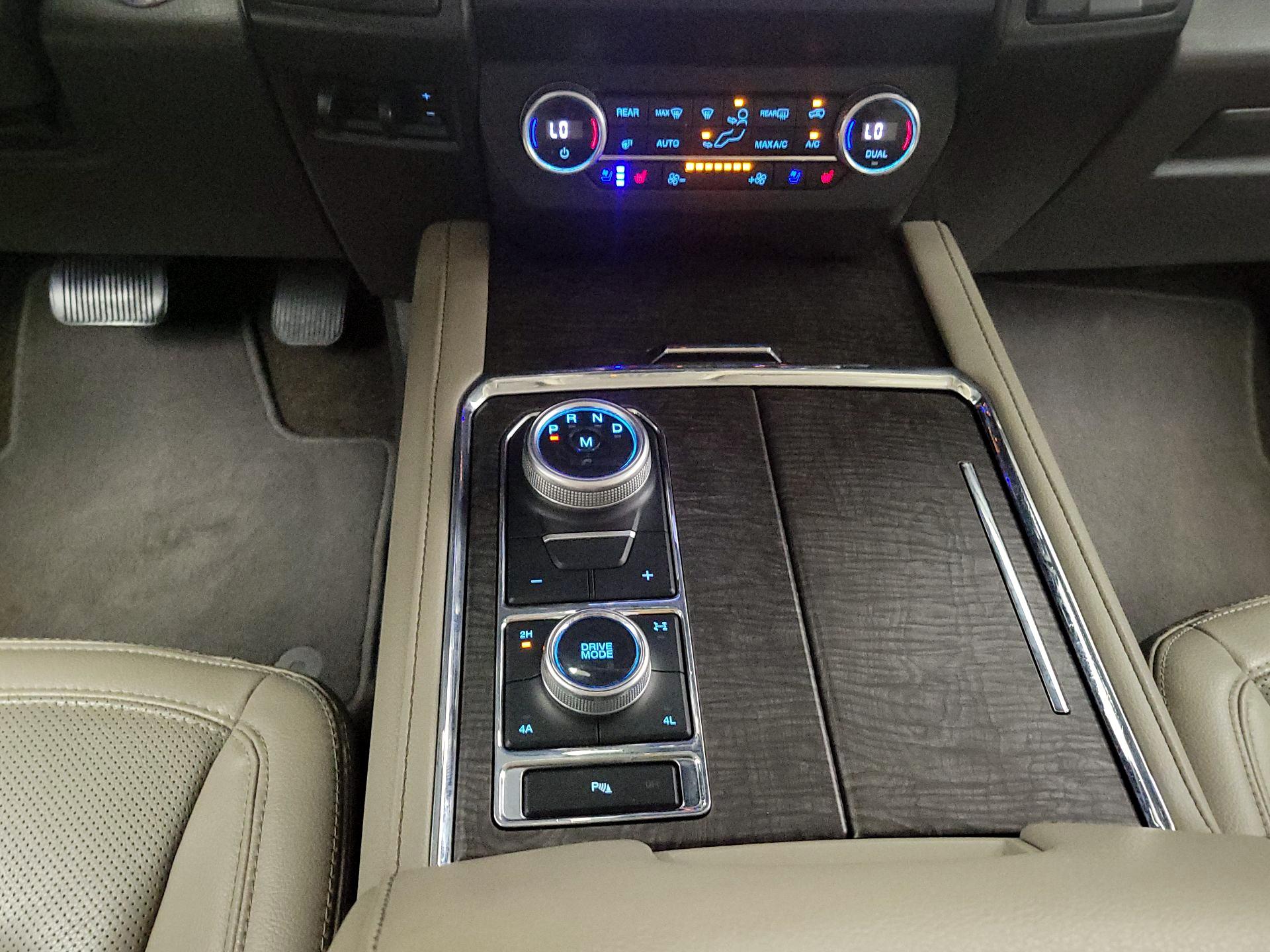 Thumbnail: 2021 Ford Expedition - 18