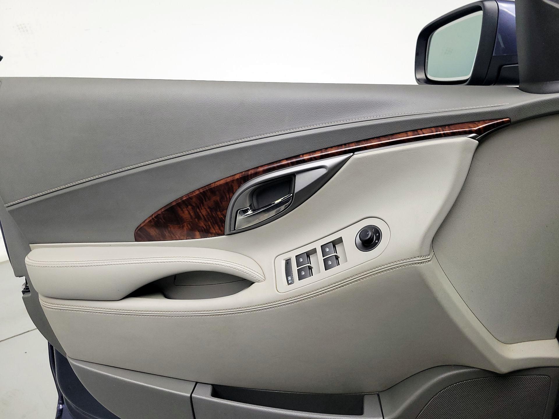 Thumbnail: 2013 Buick LaCrosse - 12