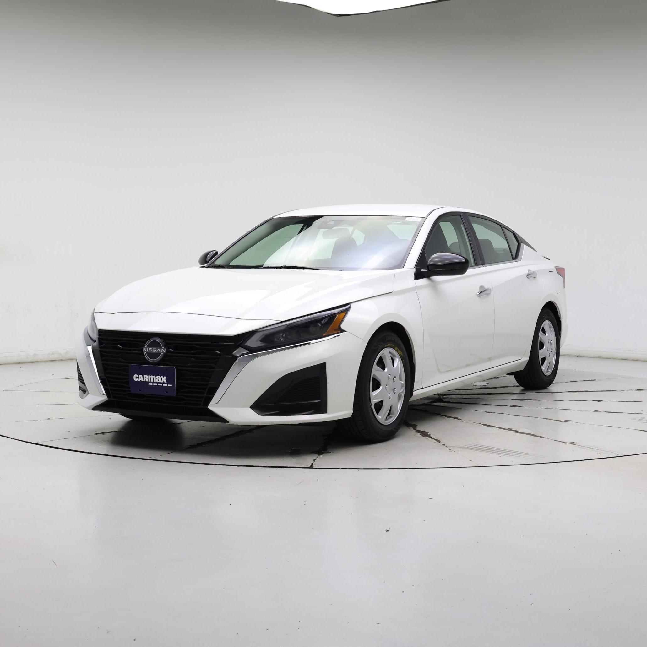 Thumbnail: 2023 Nissan Altima - 4