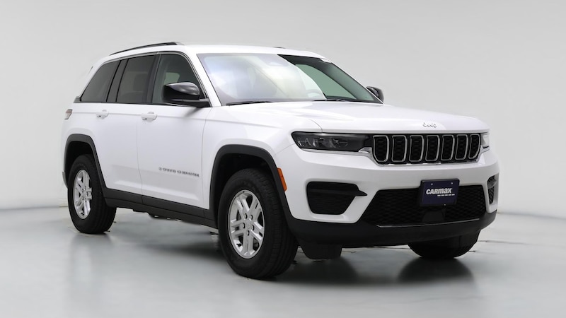 2024 Jeep Grand Cherokee Laredo Hero Image