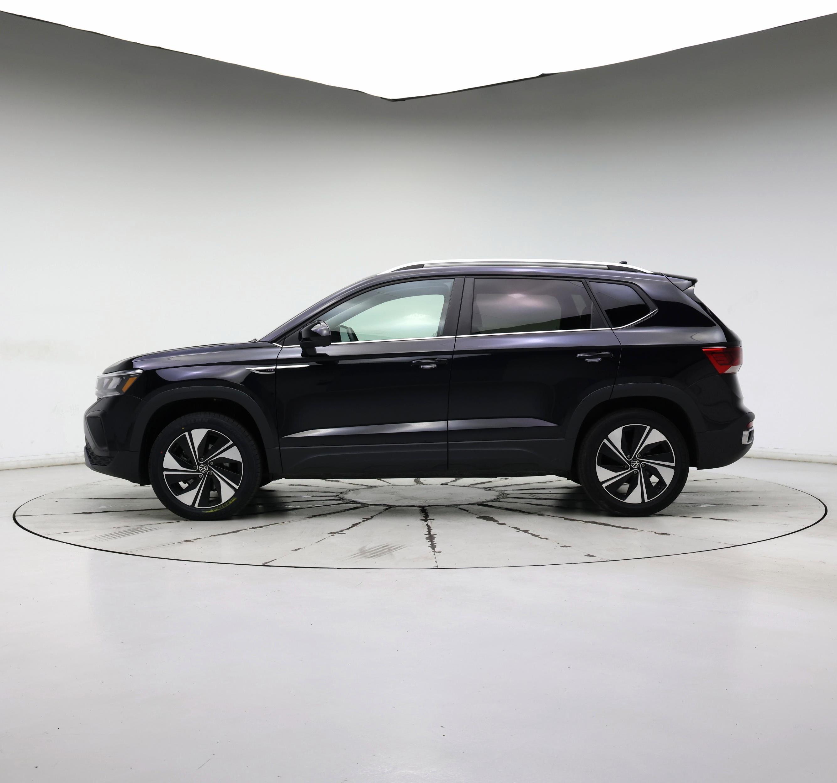 Thumbnail: 2024 Volkswagen Taos - 3