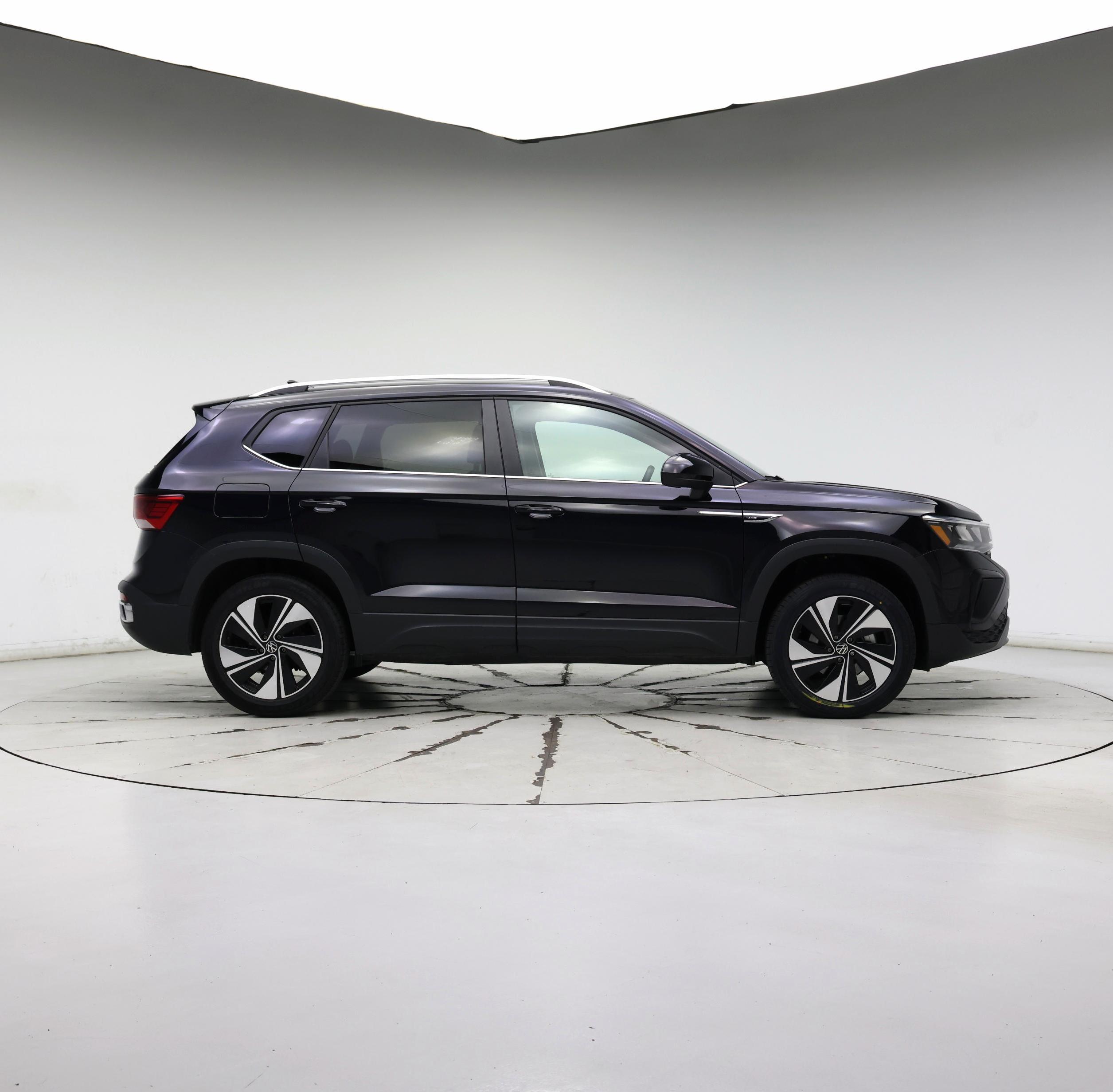 Thumbnail: 2024 Volkswagen Taos - 7
