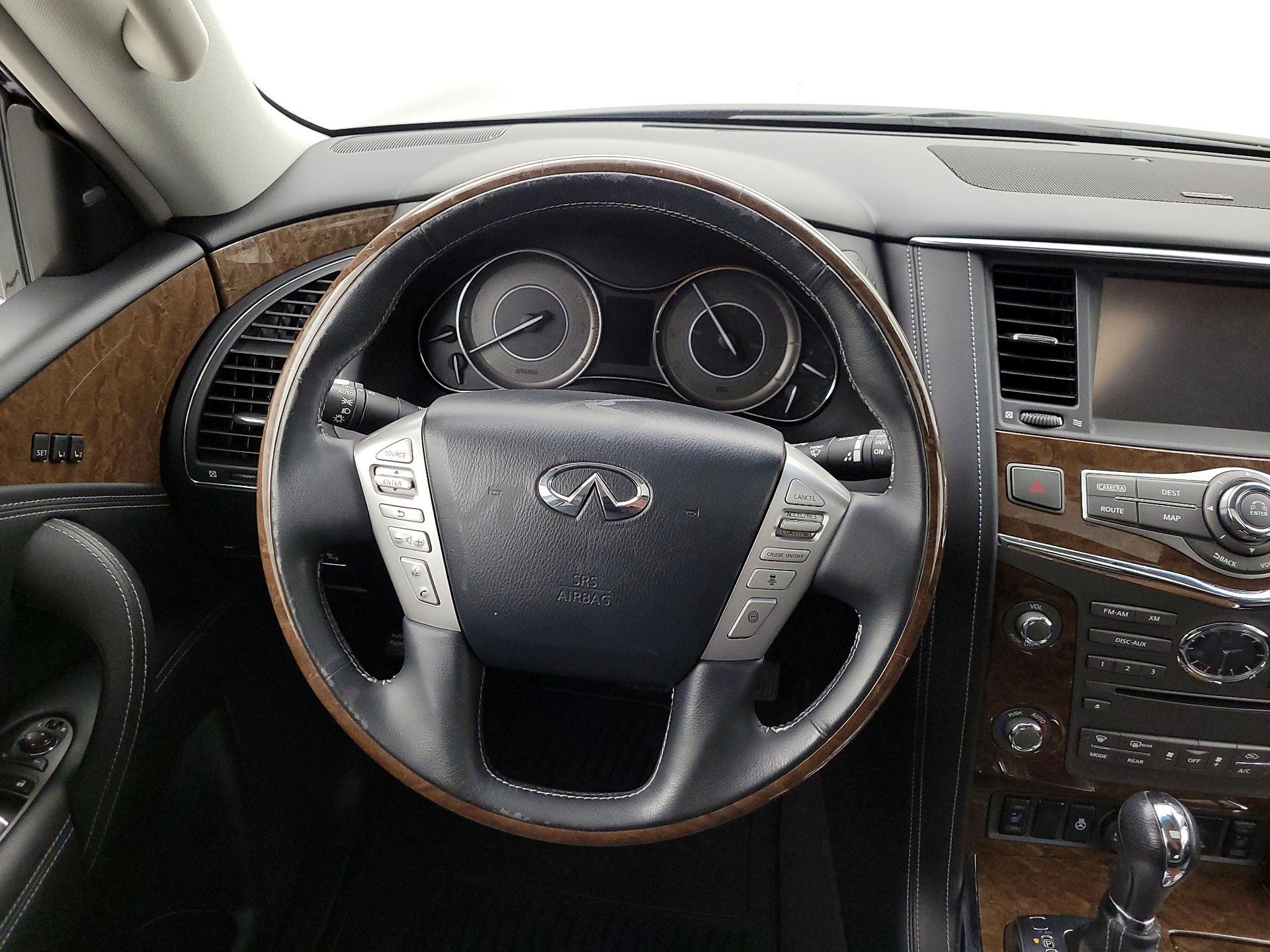 Thumbnail: 2017 INFINITI QX80 - 10
