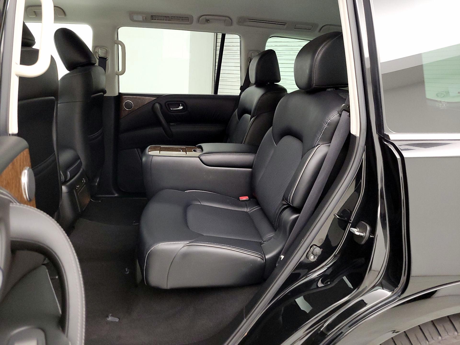 Thumbnail: 2017 INFINITI QX80 - 20