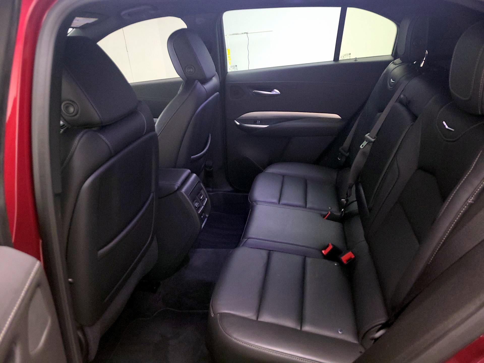 Thumbnail: 2020 Cadillac XT4 - 20
