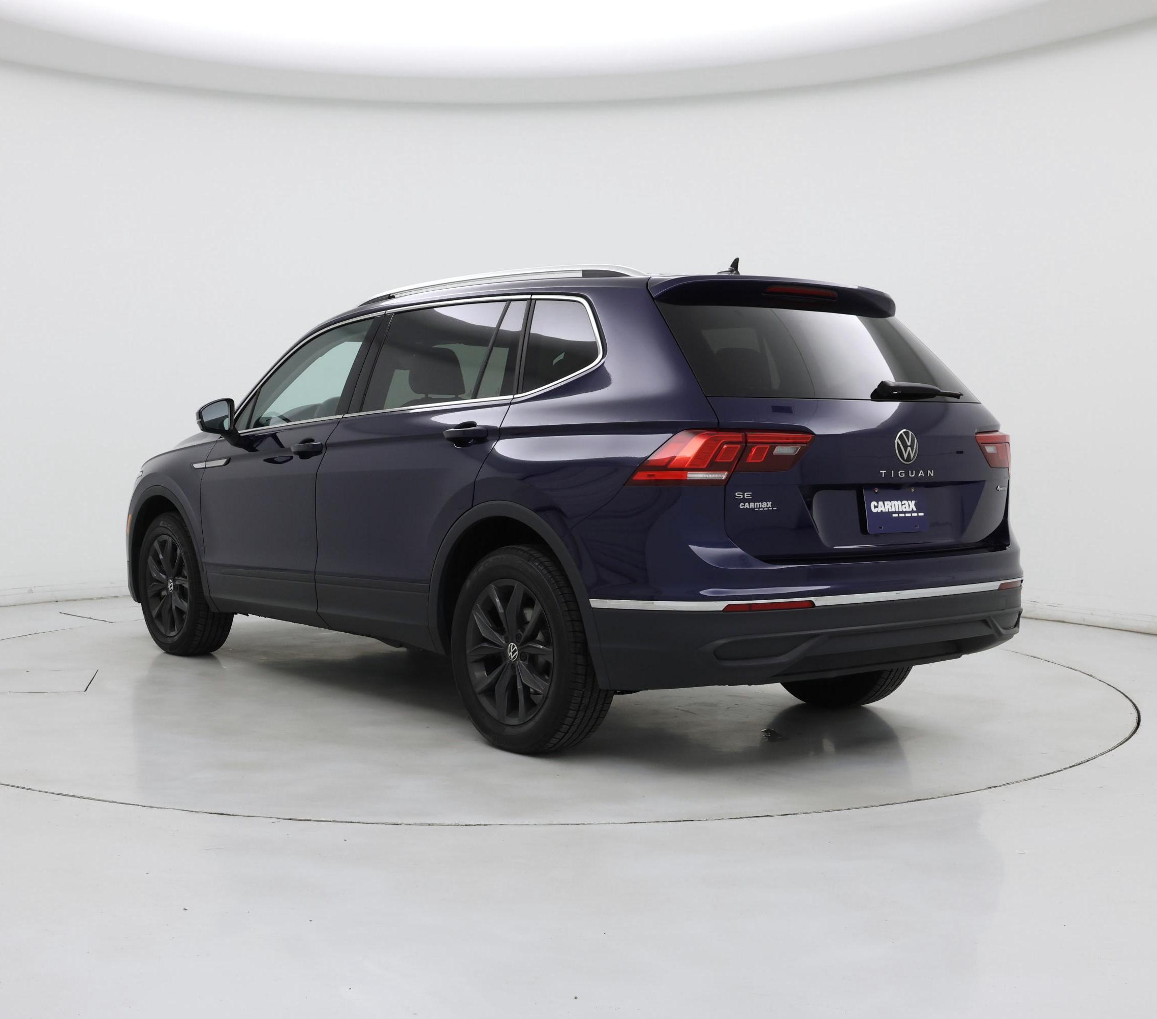 Thumbnail: 2024 Volkswagen Tiguan - 2