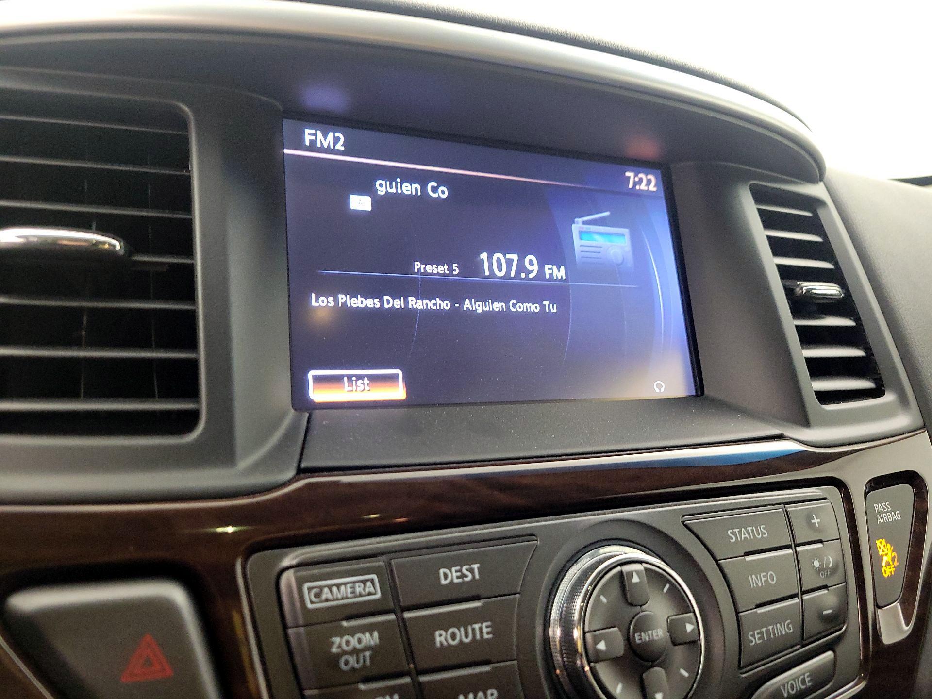 Thumbnail: 2016 Nissan Pathfinder - 16