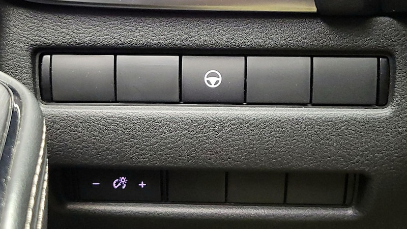 2021 Nissan Rogue SV 13