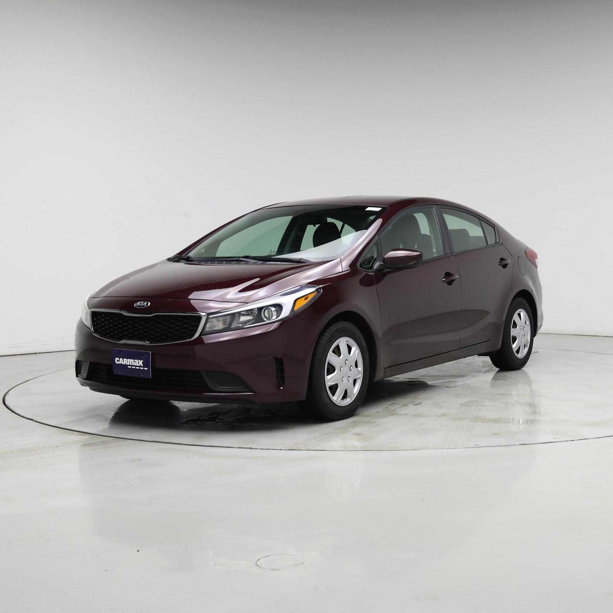 Thumbnail: 2017 Kia Forte - 4