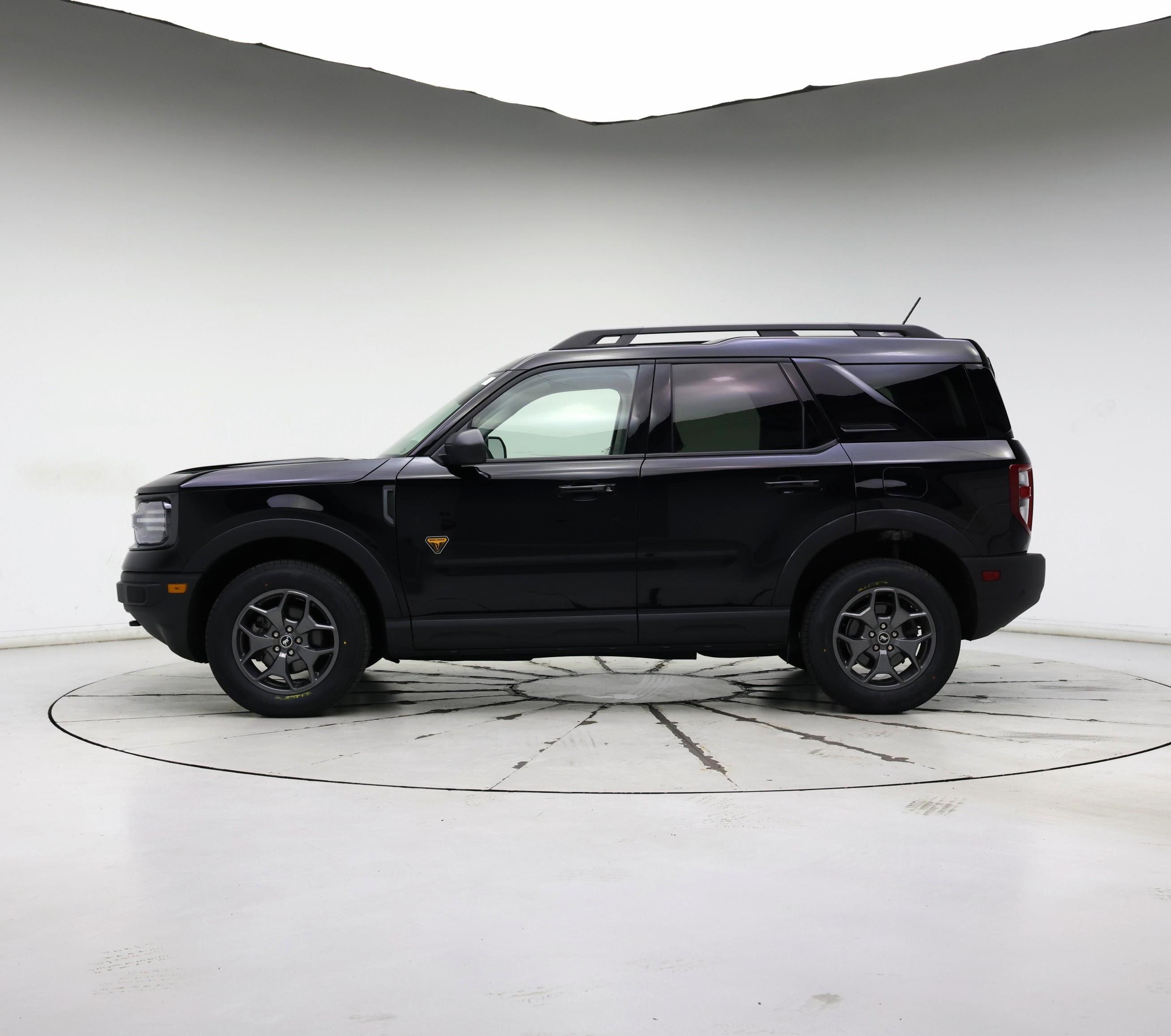Thumbnail: 2023 Ford Bronco Sport - 3